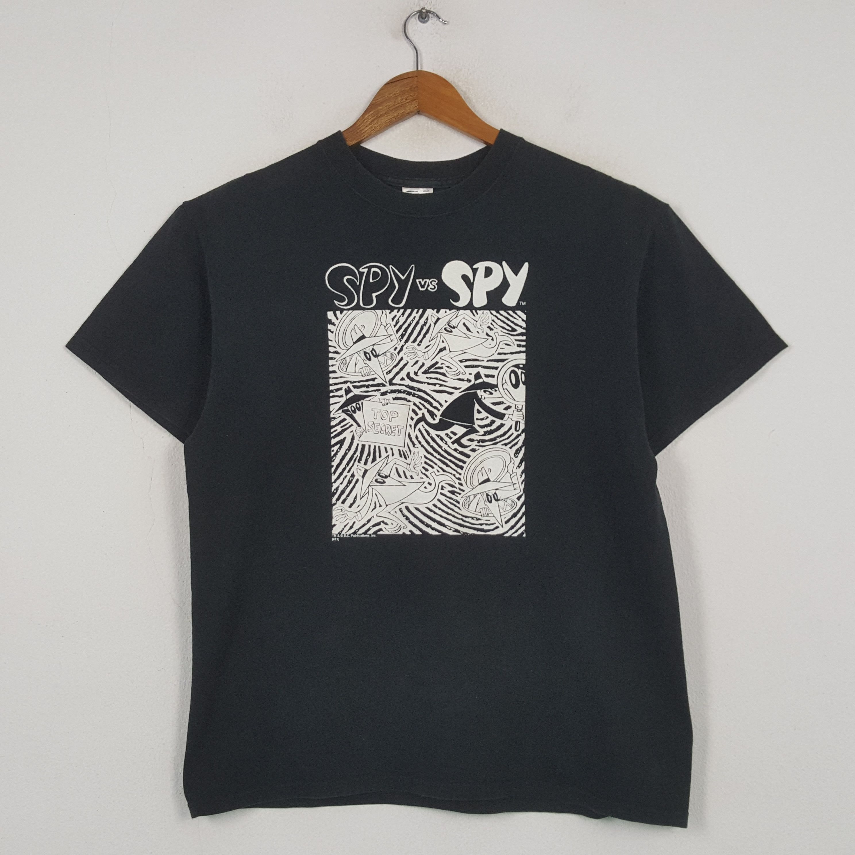 Playstation Vintage SPY VS SPY Video Game Comic Strip T-shirt 31 Size US L / EU 52-54 / 3 - 1 Thumbnail