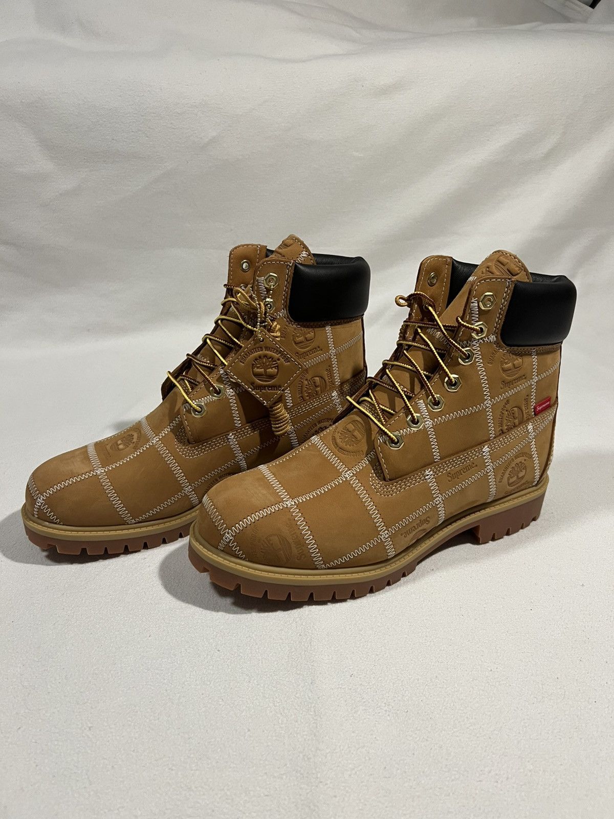 Supreme × Timberland Timberland x Supreme 6 inch Patchwork Boots ‘26 Size US 9.5 / EU 42-43 - 2 Thumbnail