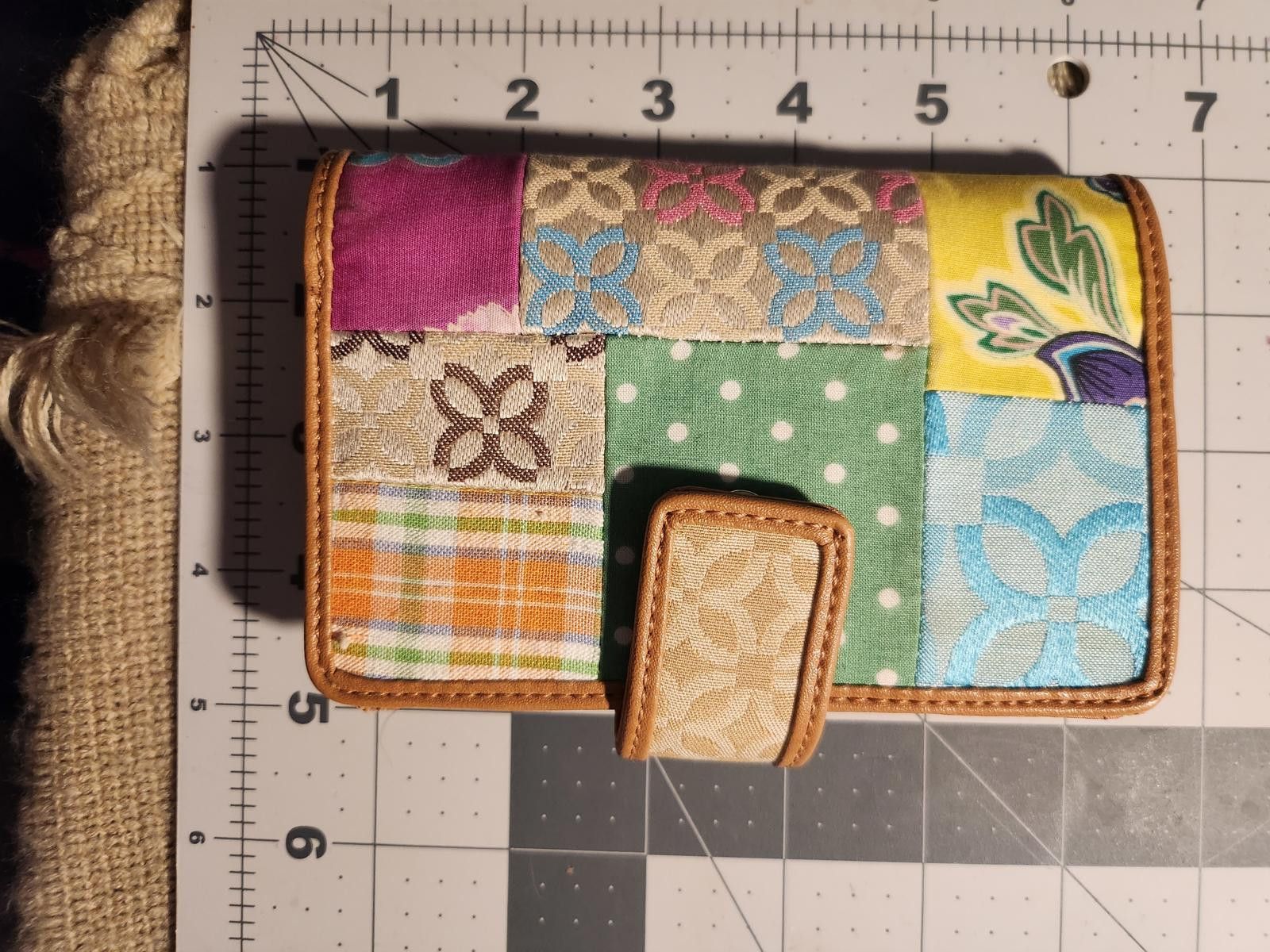 Relic Relic colorful patchwork bifold wallet, snap closure, NWOT Size ONE SIZE - 7 Thumbnail