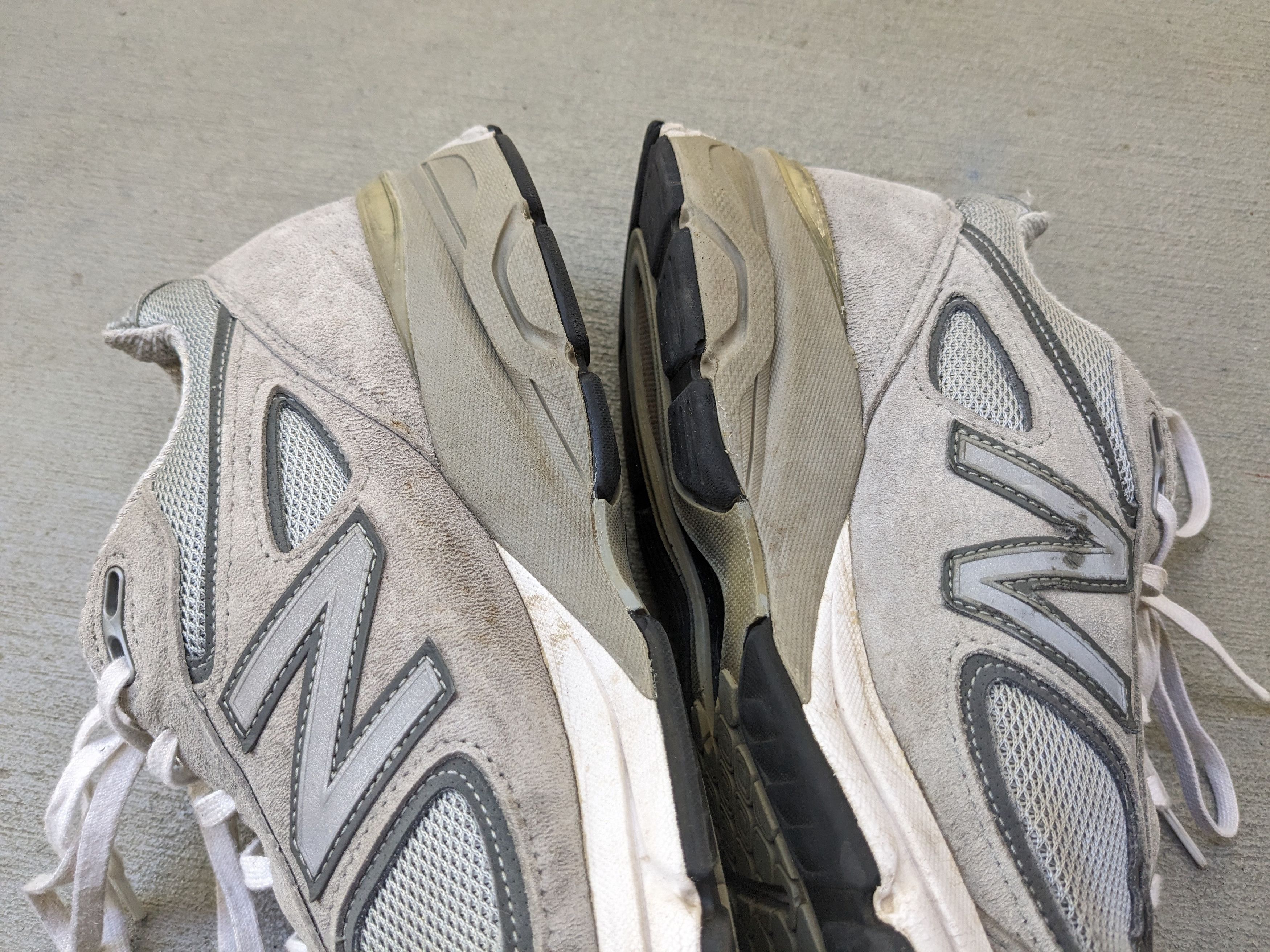 New Balance New Balance 990V4 12 D Gray Suede Castlerock M990GL4 Size US 12 / EU 45 - 16 Thumbnail