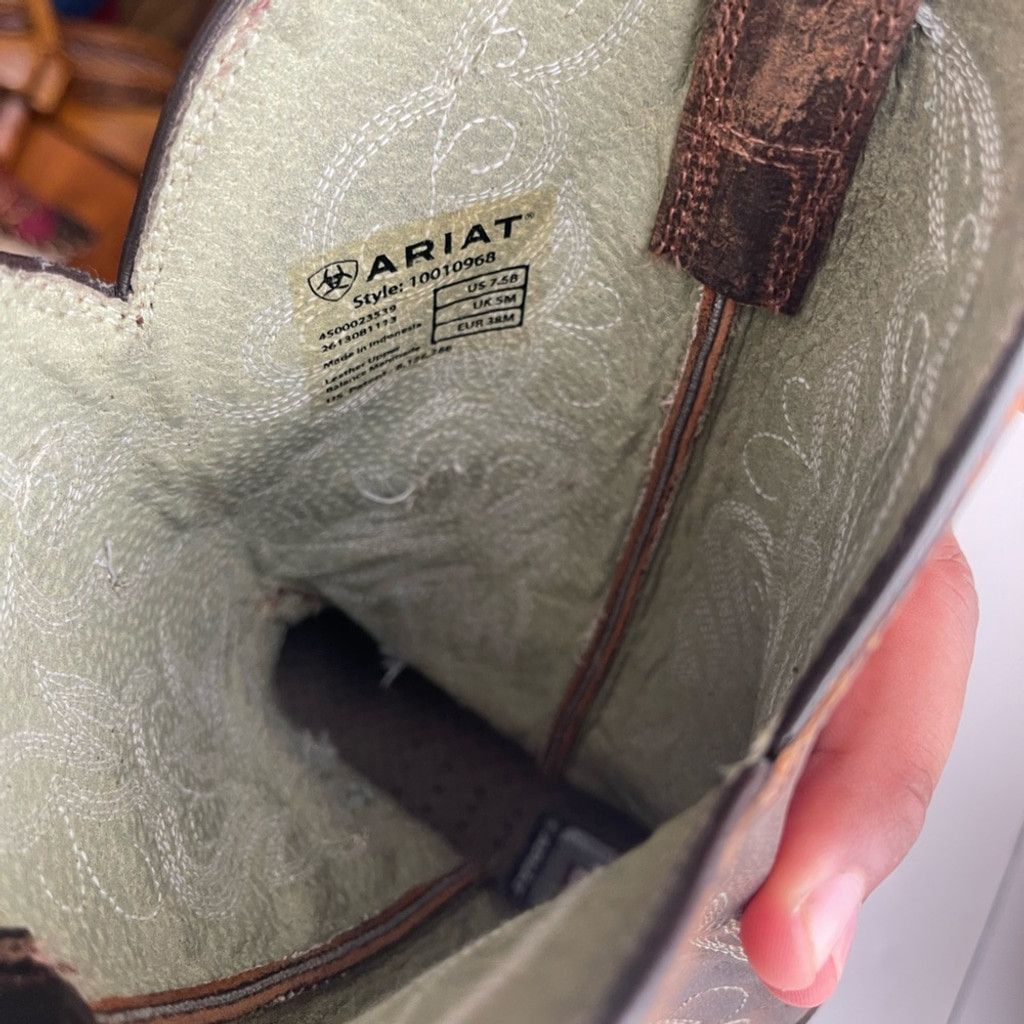 Ariat Ariat Brown Western Cowboy Boots with tag size 7.5B Size US 7.5 / IT 37.5 - 11 Thumbnail