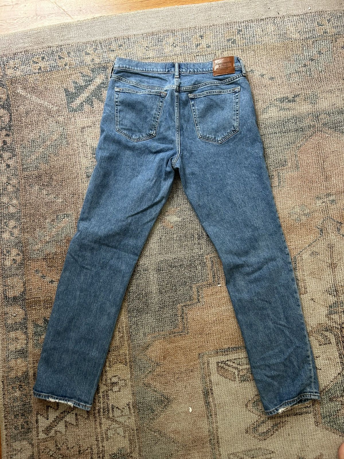 Abercrombie & Fitch 34x34 Straight Fit Abercrombie Medium Wash Men’s Jeans Size US 34 / EU 50 - 2 Thumbnail