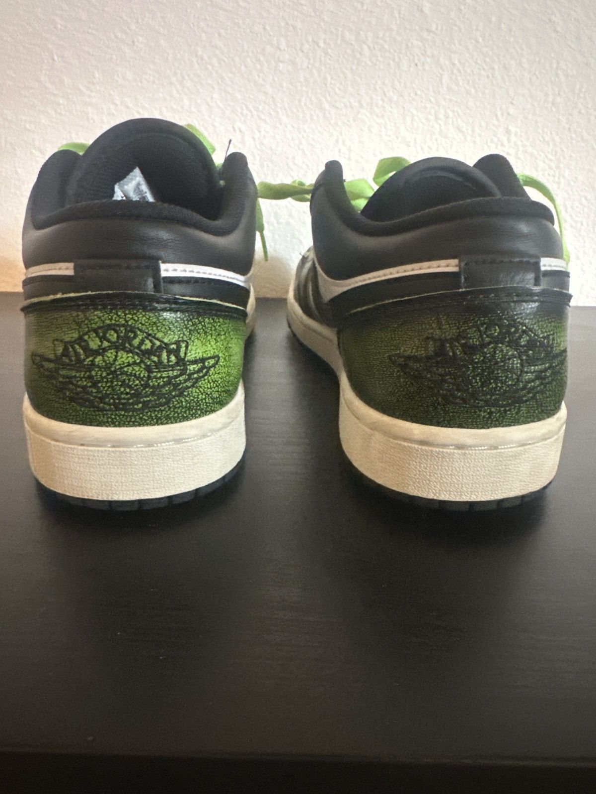 Nike Jordan 1 low top black/green Size US 9.5 / EU 42-43 - 5 Thumbnail