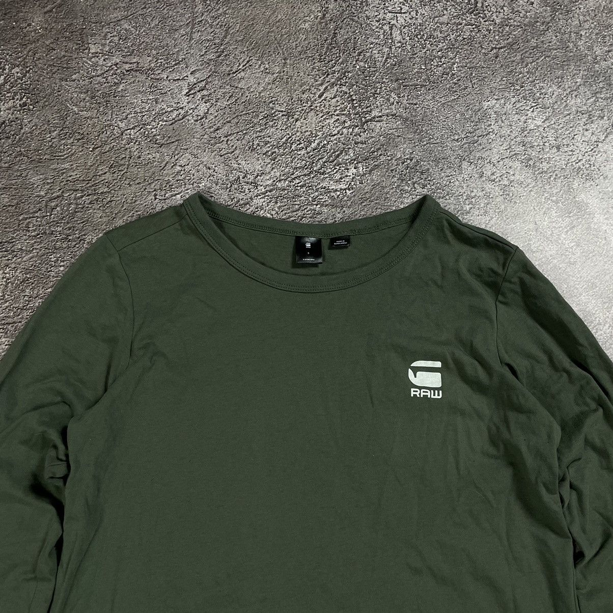 G-Star Vintage Y2K ABSTRACT G STAR LONG SLEEVE CASUAL Buymypiece Size US S / EU 44-46 / 1 - 3 Thumbnail