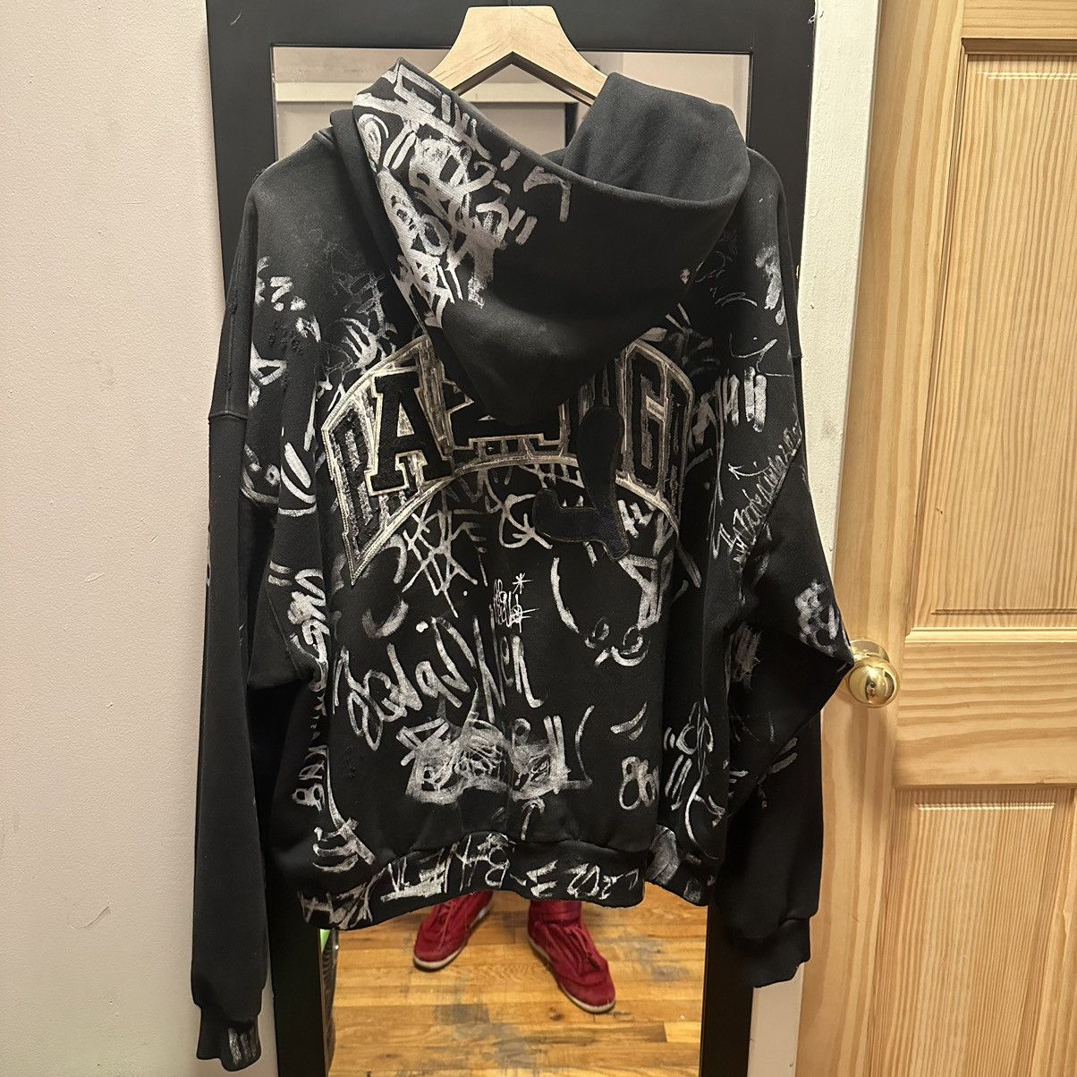 Balenciaga Balenciaga Skater Graffiti Black Zip-Up Hoodie Size US M / EU 48-50 / 2 - 2 Thumbnail