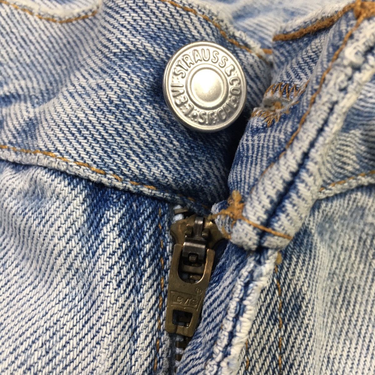 Levi's × Levi's Vintage Clothing × Vintage Crazy Vintage Levis 550 Relaxed Fit Tapered Leg Jeans Size US 28 / EU 44 - 7 Thumbnail