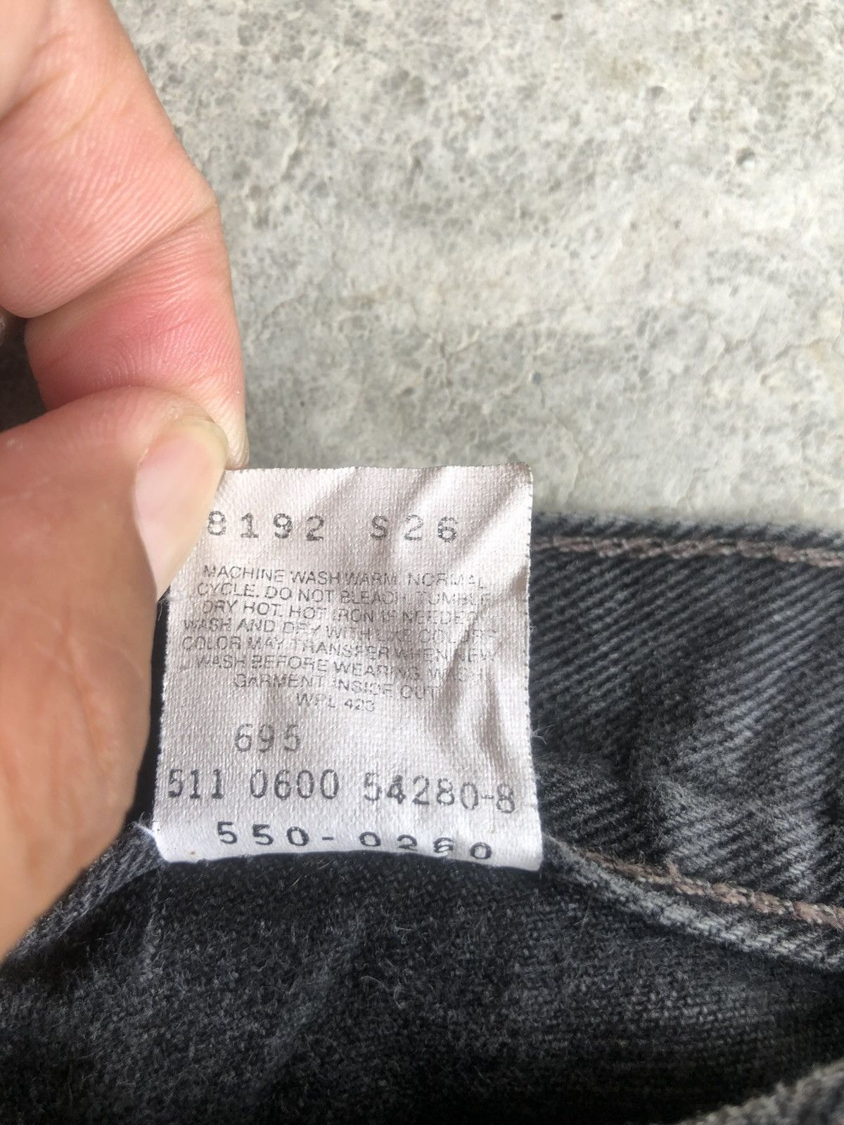 Levi's Y2k Levi’s 550 Distressed Jeans Relaxed Fit Size US 31 - 22 Thumbnail