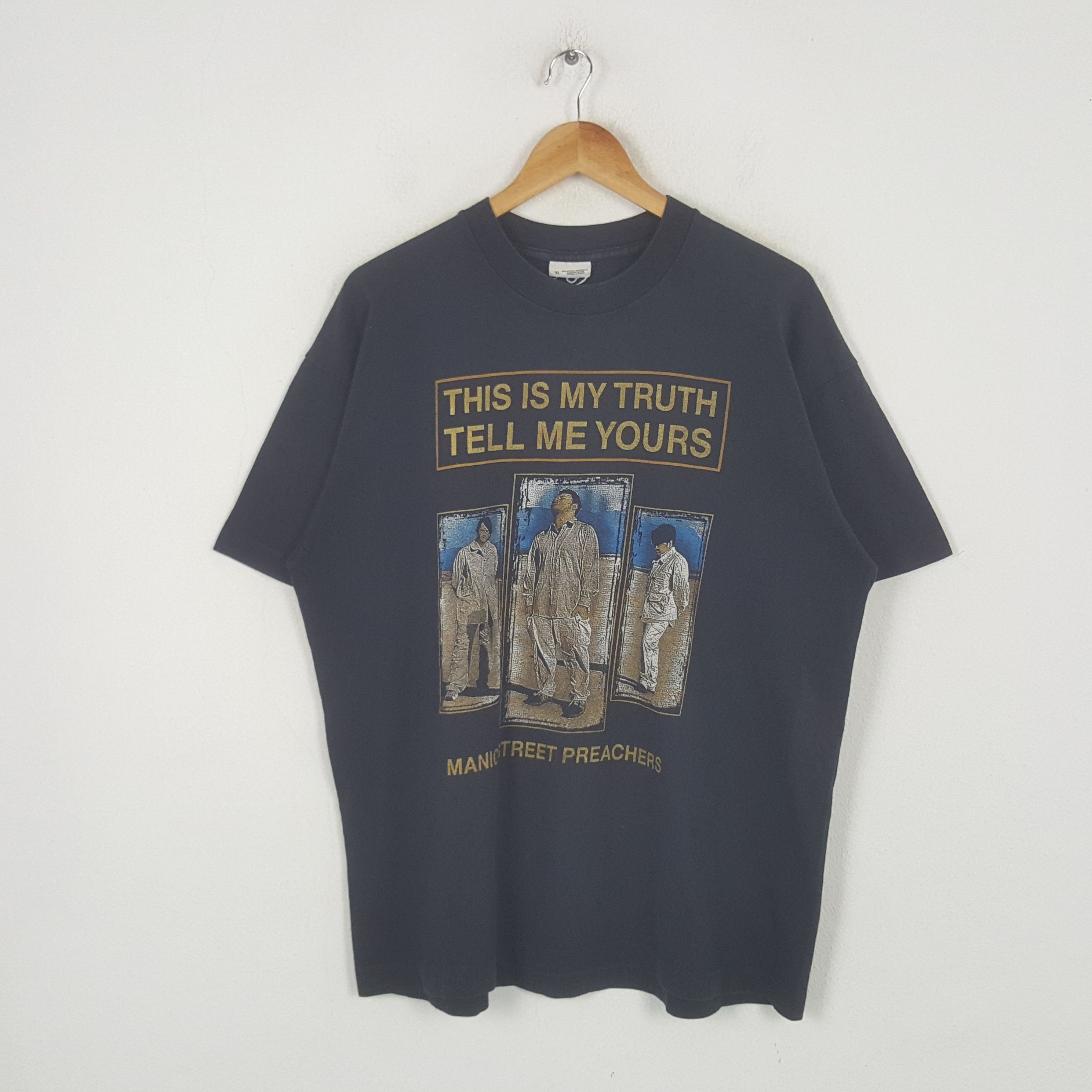 Band Tees Vintage Manic Street Preachers Rock Band 90's Tshirt RR26 Size US XL / EU 56 / 4 - 1 Thumbnail