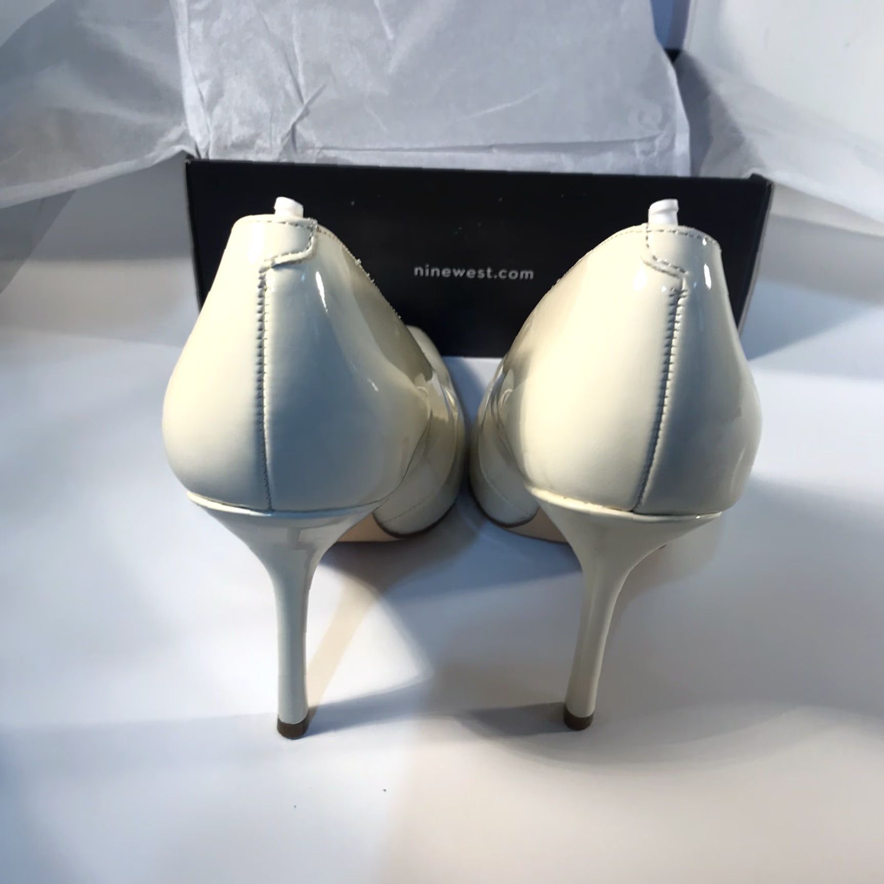 Nine West VINTAGE Nine West Pump Dress Shoe Womens Ivory Faux Leather Size 8M 4in Heels Size US 8 / IT 38 - 7 Thumbnail