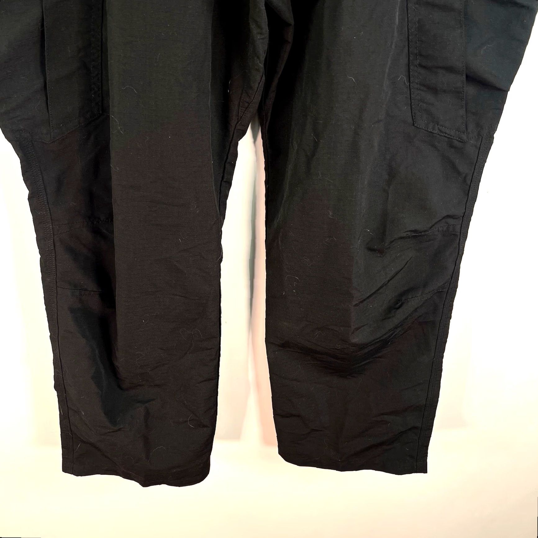 Vintage 5.11 Tactical KVR Rip Stop Cargo Pants Mens 38 X30 Black Polyester Cargo Pocket Slash Pocket Regular Straight Mens Clothing 5.11 Taclite Pro 2000s? Size US 38 / EU 54 - 5 Thumbnail