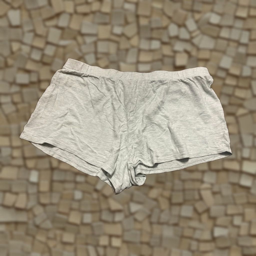 Vintage Gilligan & O'Malley Shorts Women Small Gray Pull On Flat Front Inseam 2.0 in. Casual Modern Sweat Vintage No Size 28" / US 6 / IT 42 - 1 Thumbnail