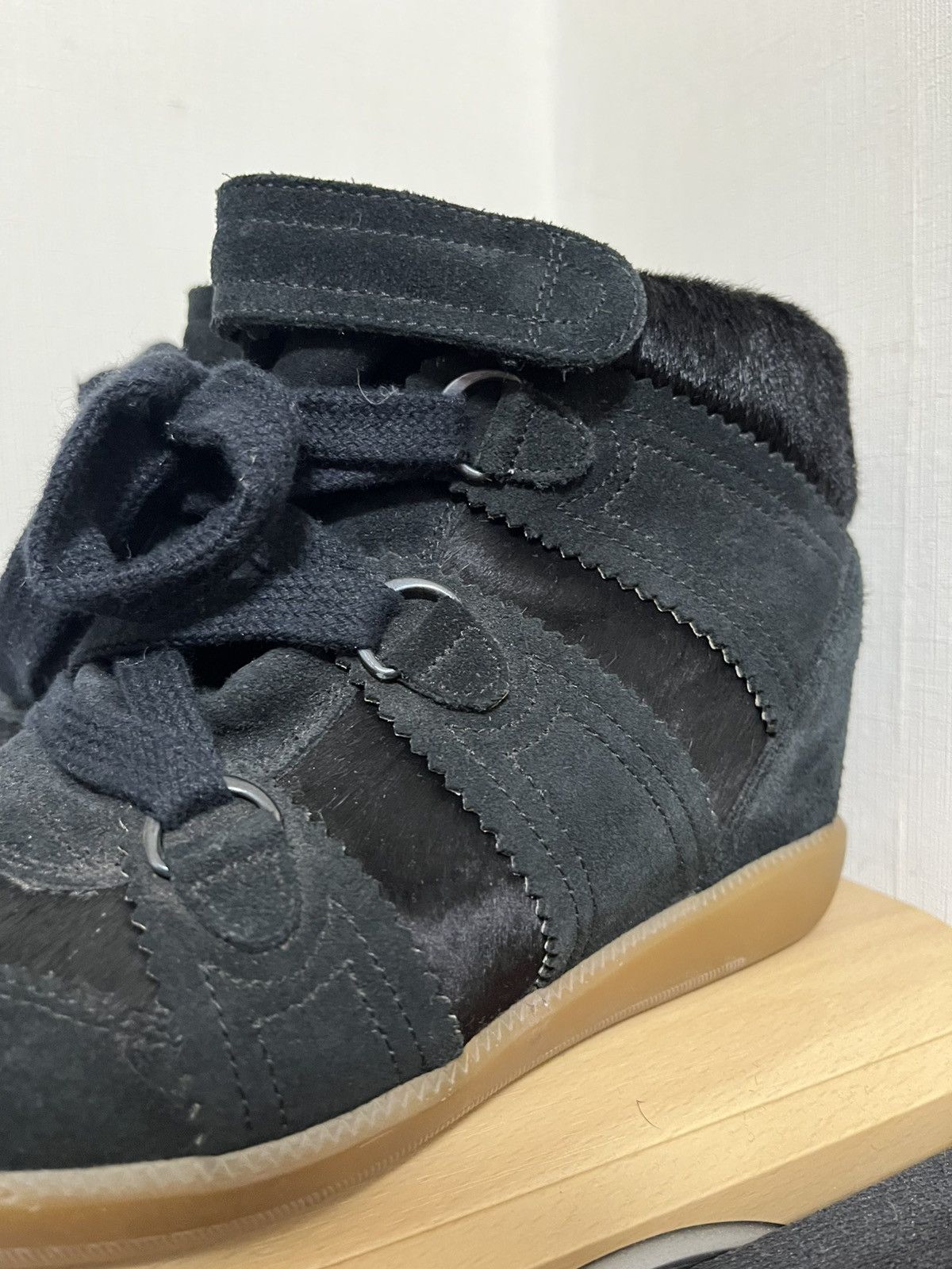 Isabel Marant × Vintage Isabel Marant Pony Hair High Top Sneakers Size US 7 / IT 37 - 3 Thumbnail