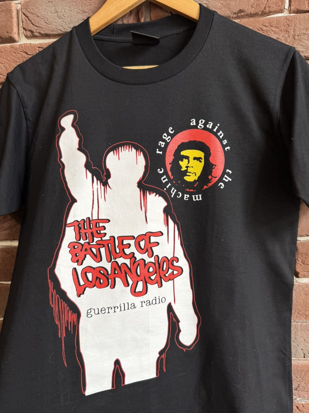 Band Tees Rage Aganist The Machine The Battle Of Los Angeles Band Tee Size US M / EU 48-50 / 2 - 6 Thumbnail