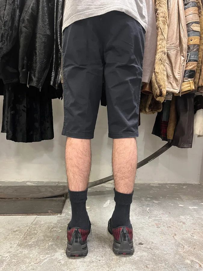 Prada 2000s Prada Faded Black Short Size US 31 - 3 Thumbnail