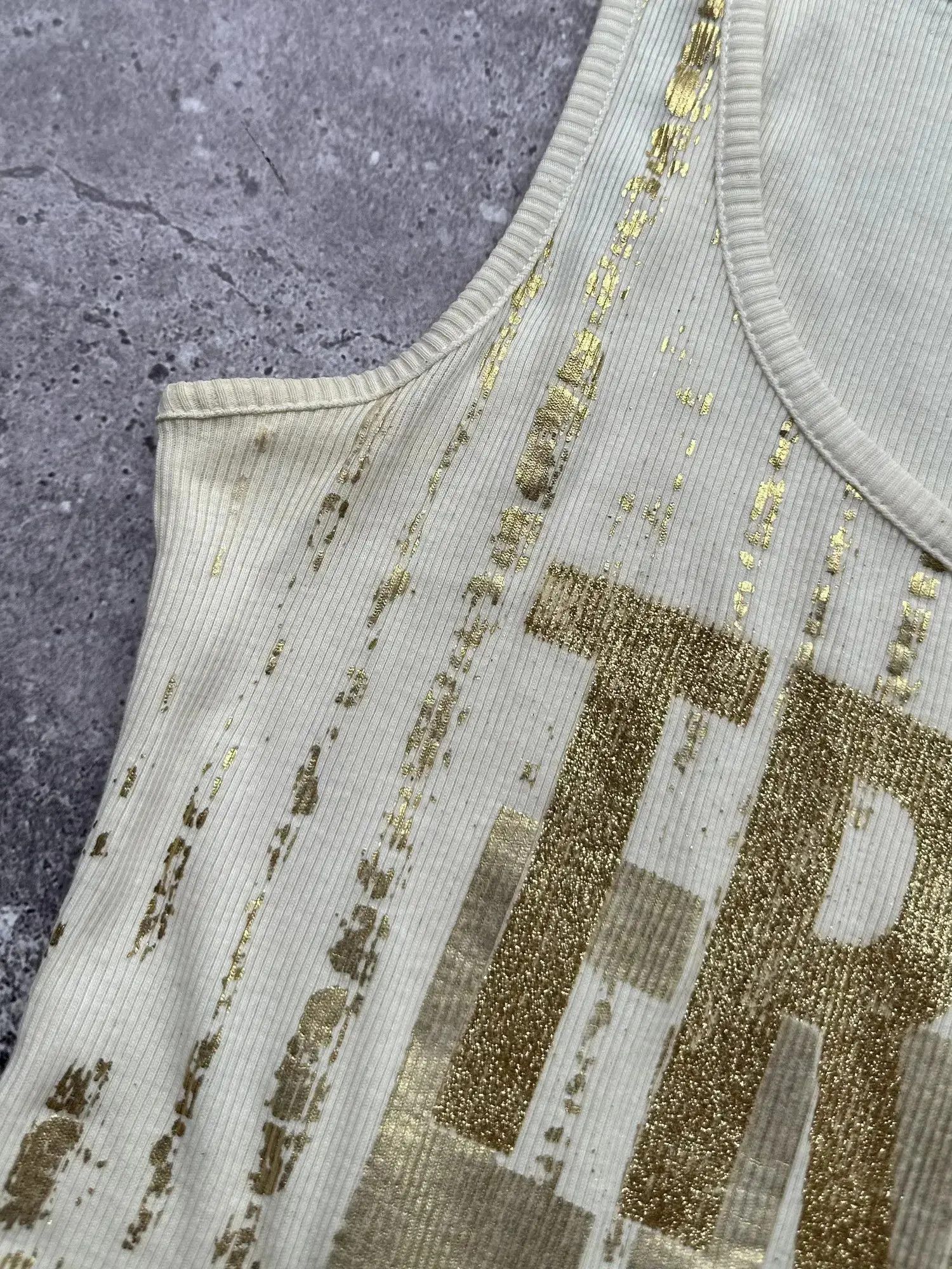 Japanese Brand Vintage Ribbed Tank Top C424(V596)(E8) Size S / US 4 / IT 40 - 3 Thumbnail