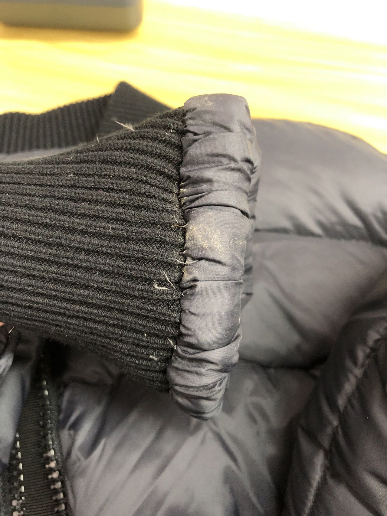 Valentino Valentino Black Fitted Down Jacket (Size 42) Size US XS / EU 42 / 0 - 6 Thumbnail