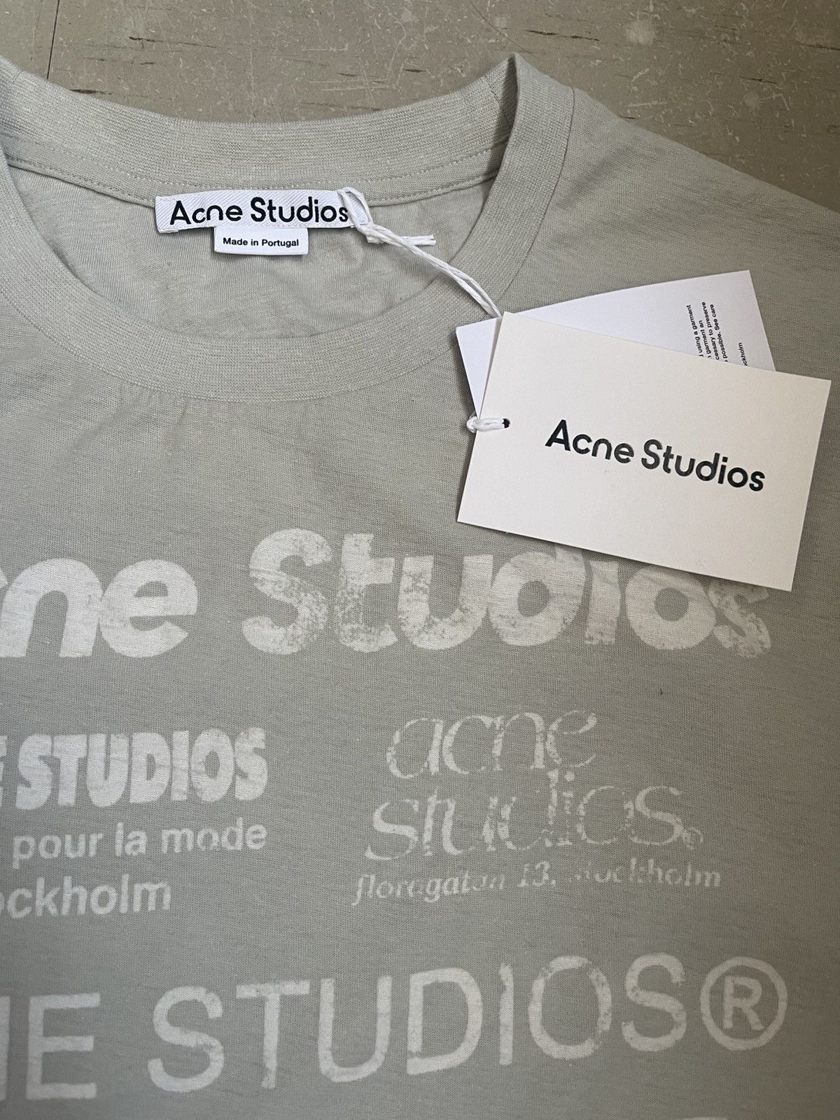 Acne Studios Acne Studios T-shirt size L Size US L / EU 52-54 / 3 - 6 Thumbnail