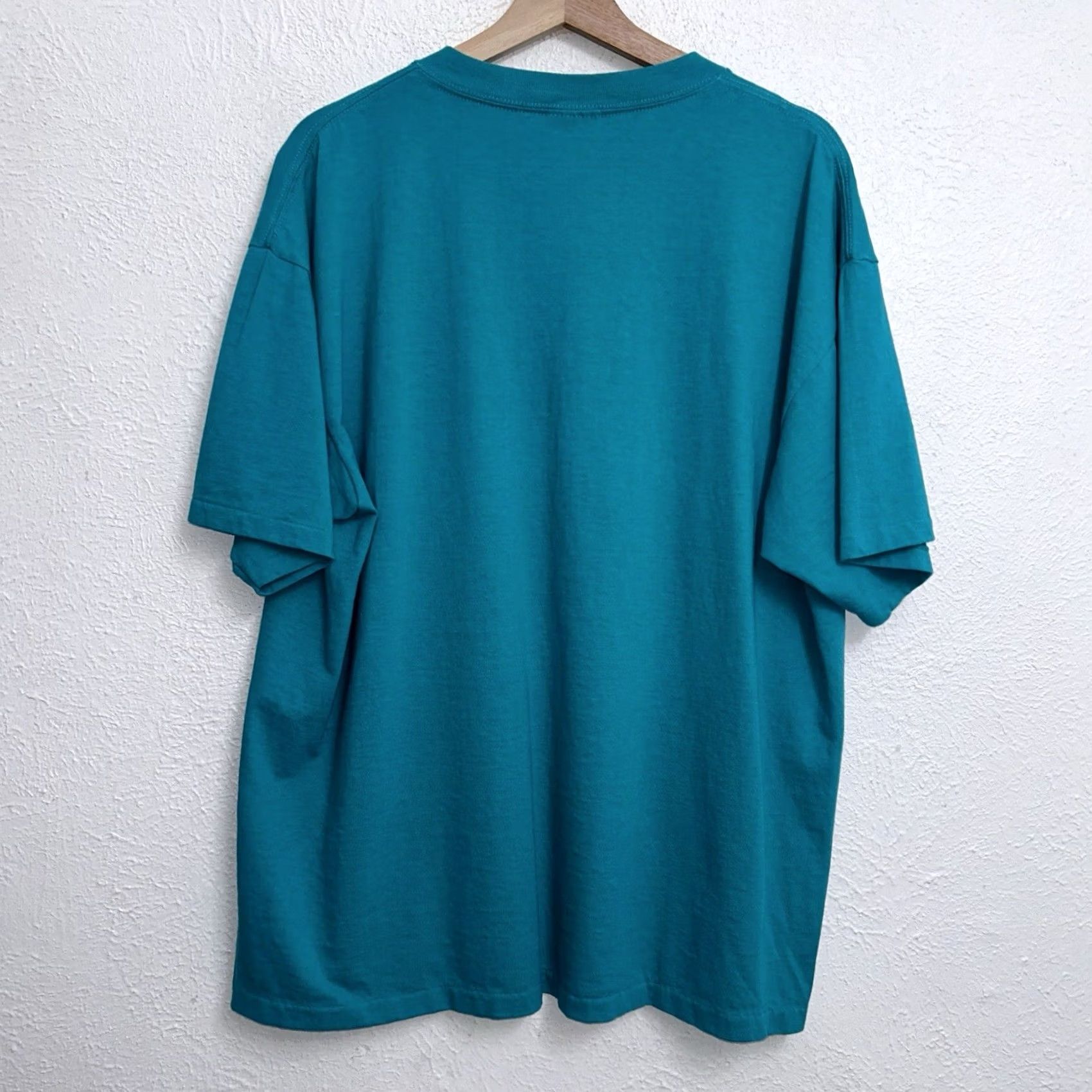 Vintage VINTAGE Oneita Blank Tee Green T-Shirt XL Unisex Adults 90s USA Made Crew Neck Short Sleeve Cotton Logo Tie Dye Vintage Fashion Boys Girls Mens Womens Size US XL / EU 56 / 4 - 2 Thumbnail
