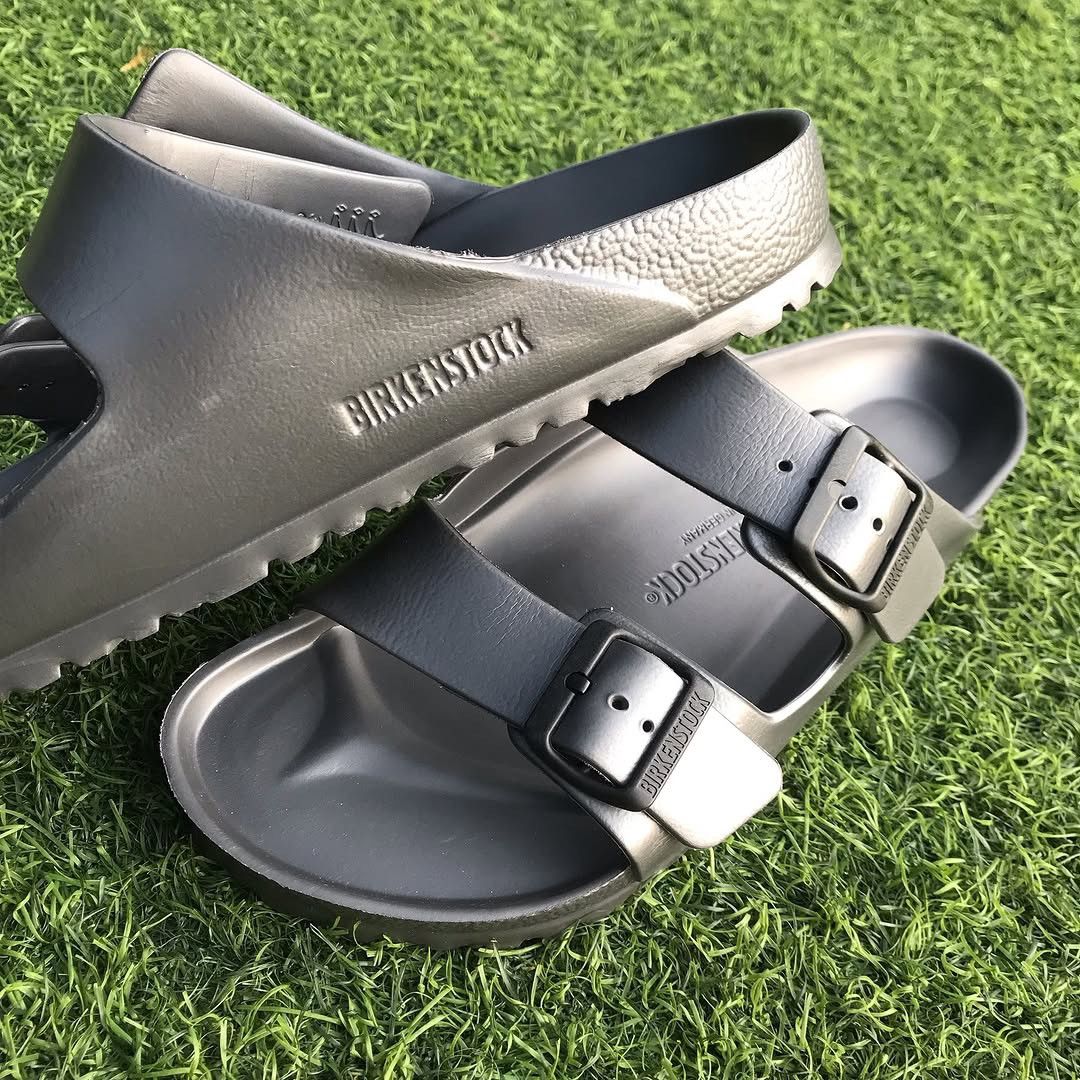 Birkenstock × Hypebeast Birkenstock ARIZONA grey mettalic Eva Rubber Size 42 eur Size US 8 / EU 41 - 4 Thumbnail
