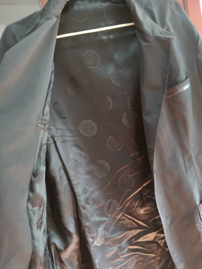 Other Versace Medusa mainline coat Size US L / EU 52-54 / 3 - 3 Thumbnail