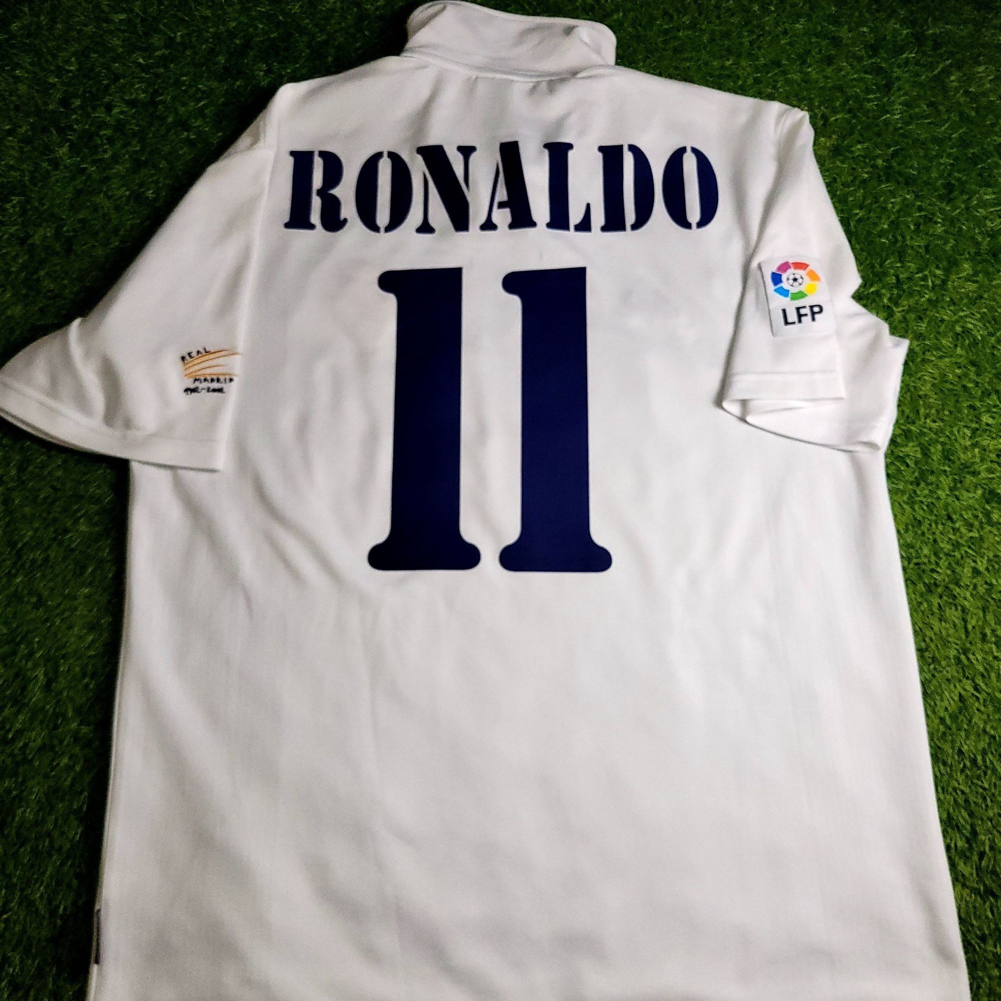 Adidas Ronaldo Real Madrid CENTENARY DEBUT 2002 2003 Soccer Jersey Size US L / EU 52-54 / 3 - 1 Thumbnail