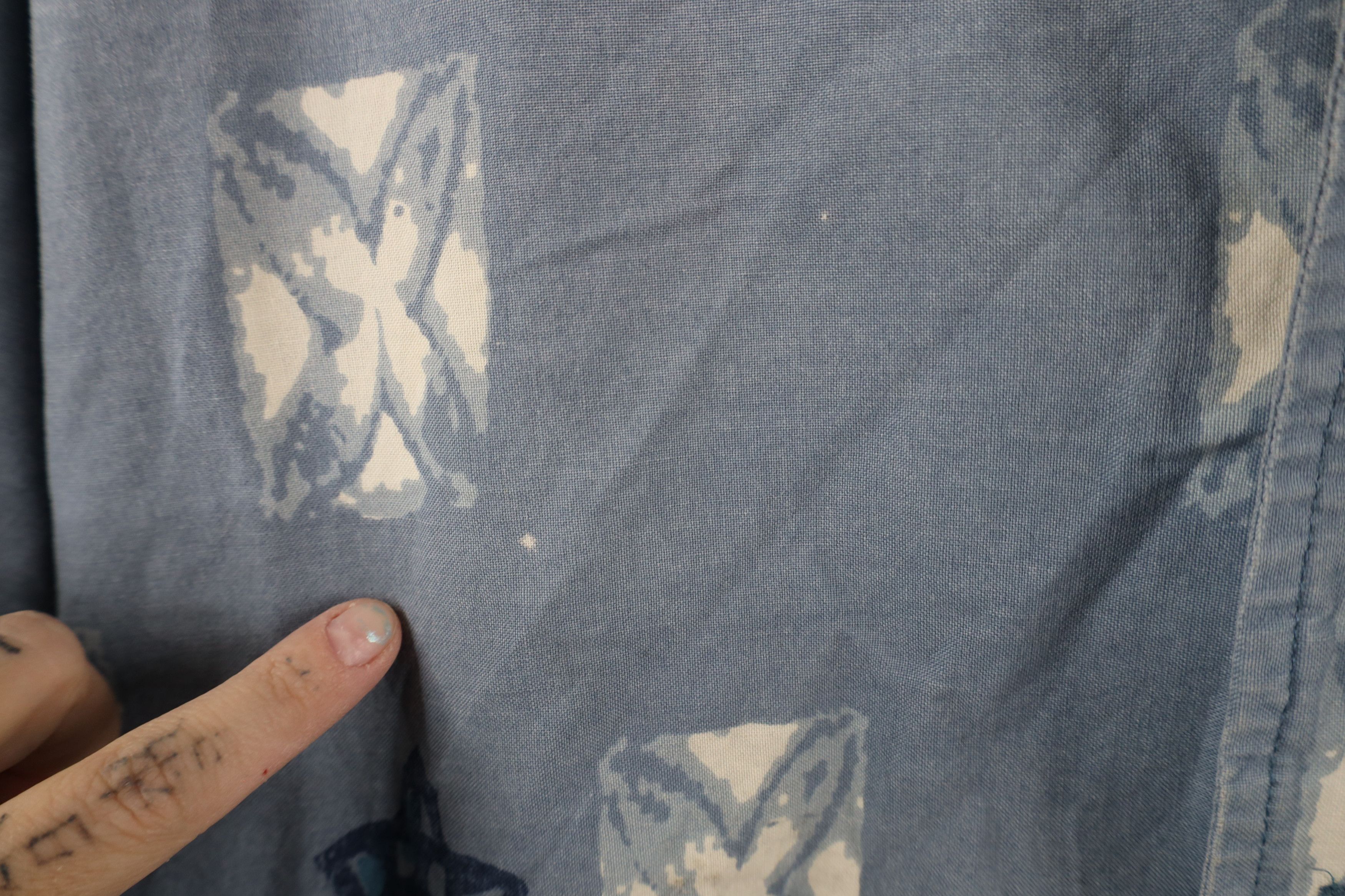 Vintage Vintage 90s Streetwear Mask Geometric Hawaiian Button Shirt Size US XL / EU 56 / 4 - 4 Thumbnail