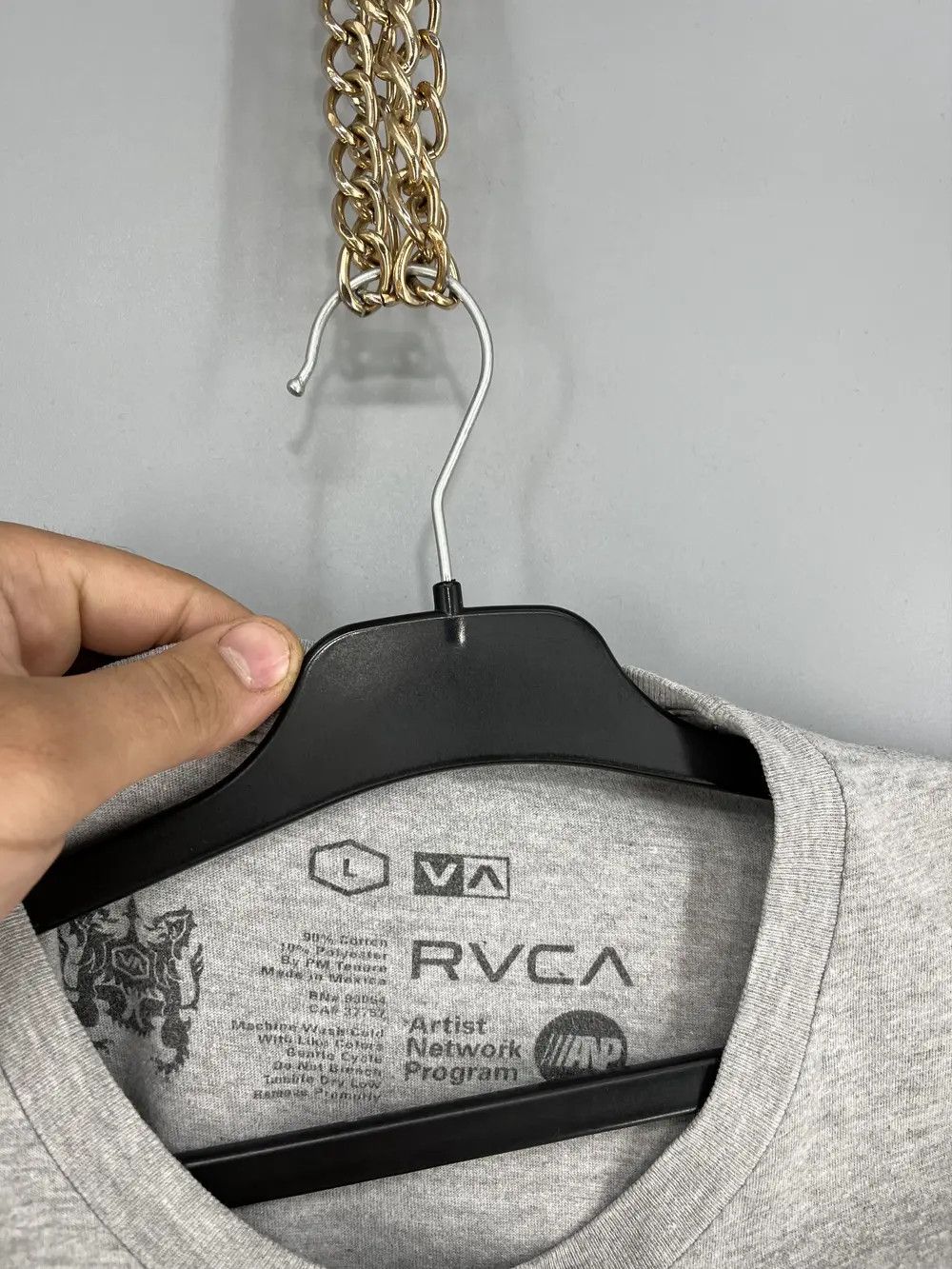 Band Tees RVCA Mens Grey Graphic Tee Skater Style Size US L / EU 52-54 / 3 - 7 Thumbnail