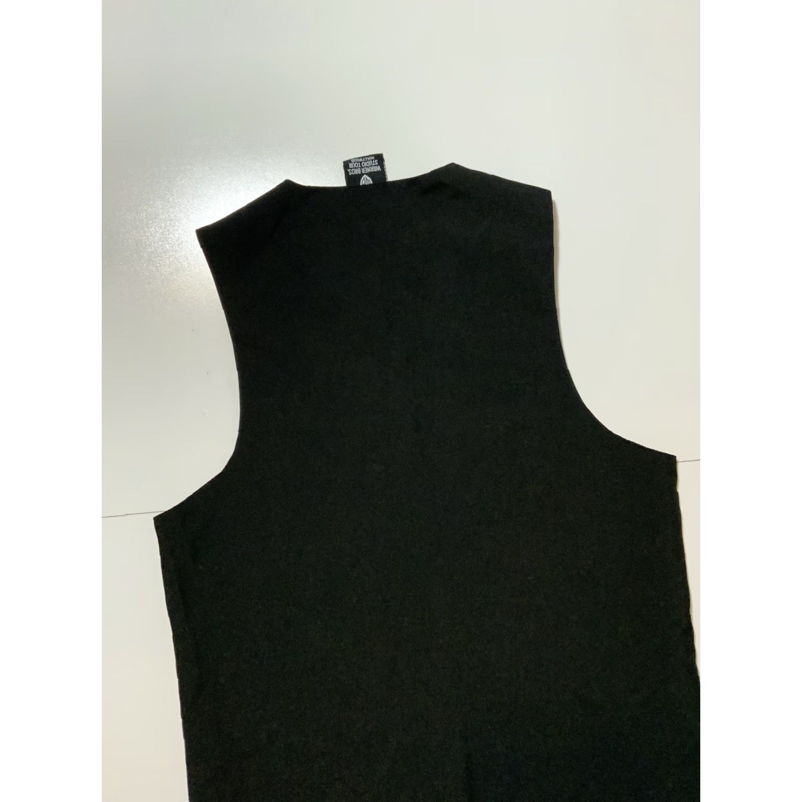 Vintage VINTAGE WB Warner Bros Studio Tour Looney Tunes AOP Employee Staff Exclusive Black Vest Shirt Mens Small Black Vest Size US S / EU 44-46 / 1 - 4 Thumbnail