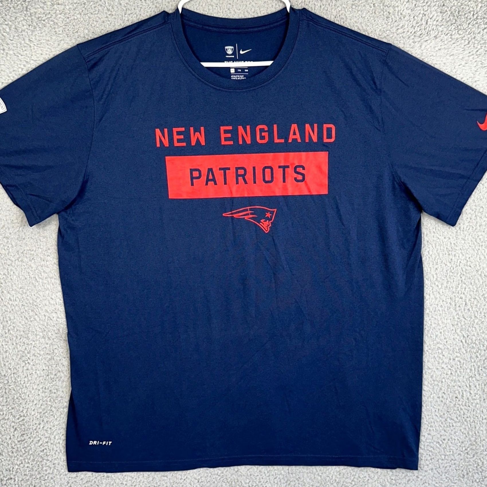 Nike VINTAGE? No — Nike New England Patriots T-Shirt Men 2XL Navy Blue Dri-Fit Football Tee NFL EUC Size US XXL / EU 58 / 5 - 3 Thumbnail