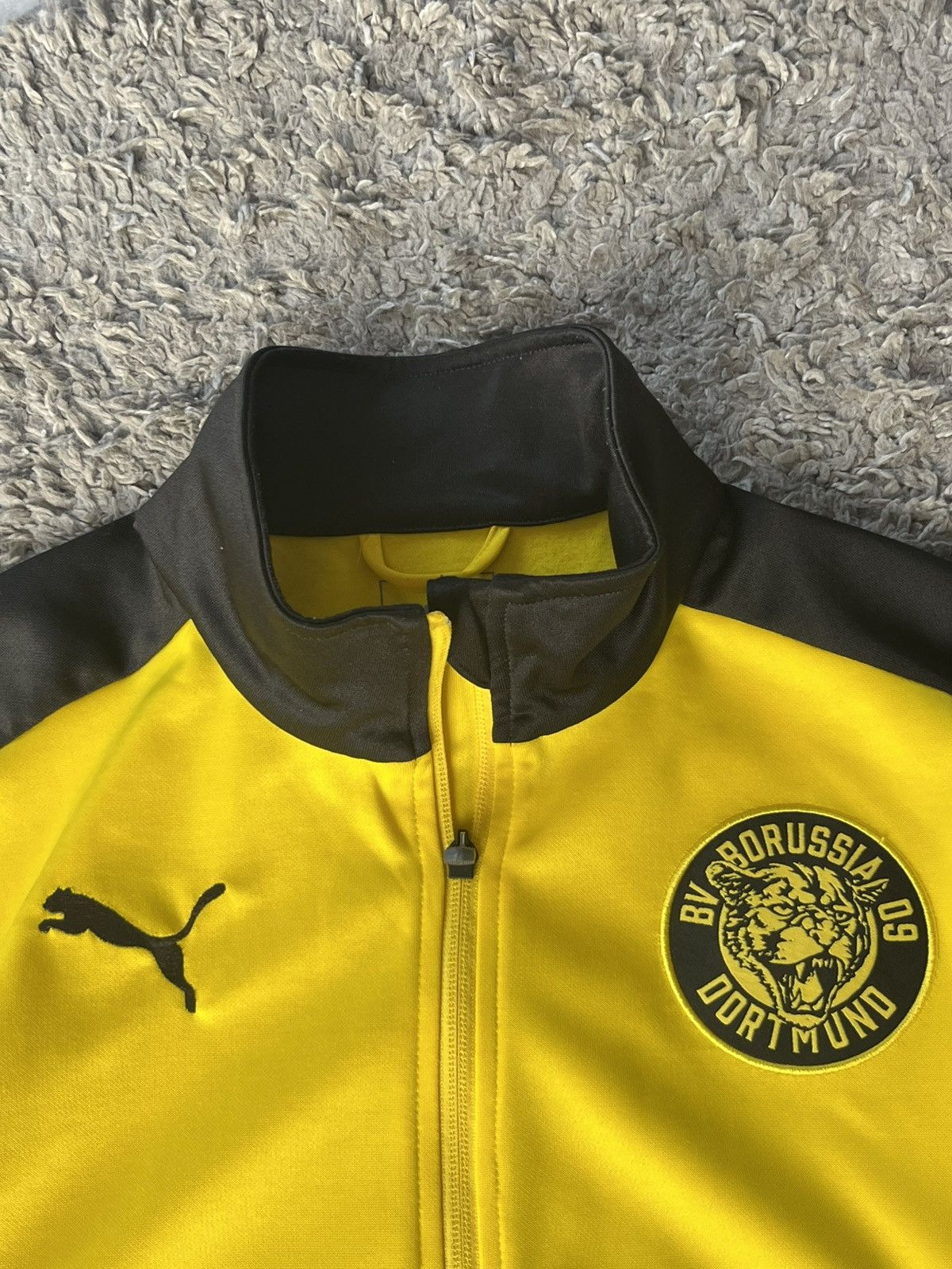 Puma Vintage Olympic Puma Soccer football team Borussia Dortmund Size US M / EU 48-50 / 2 - 3 Thumbnail