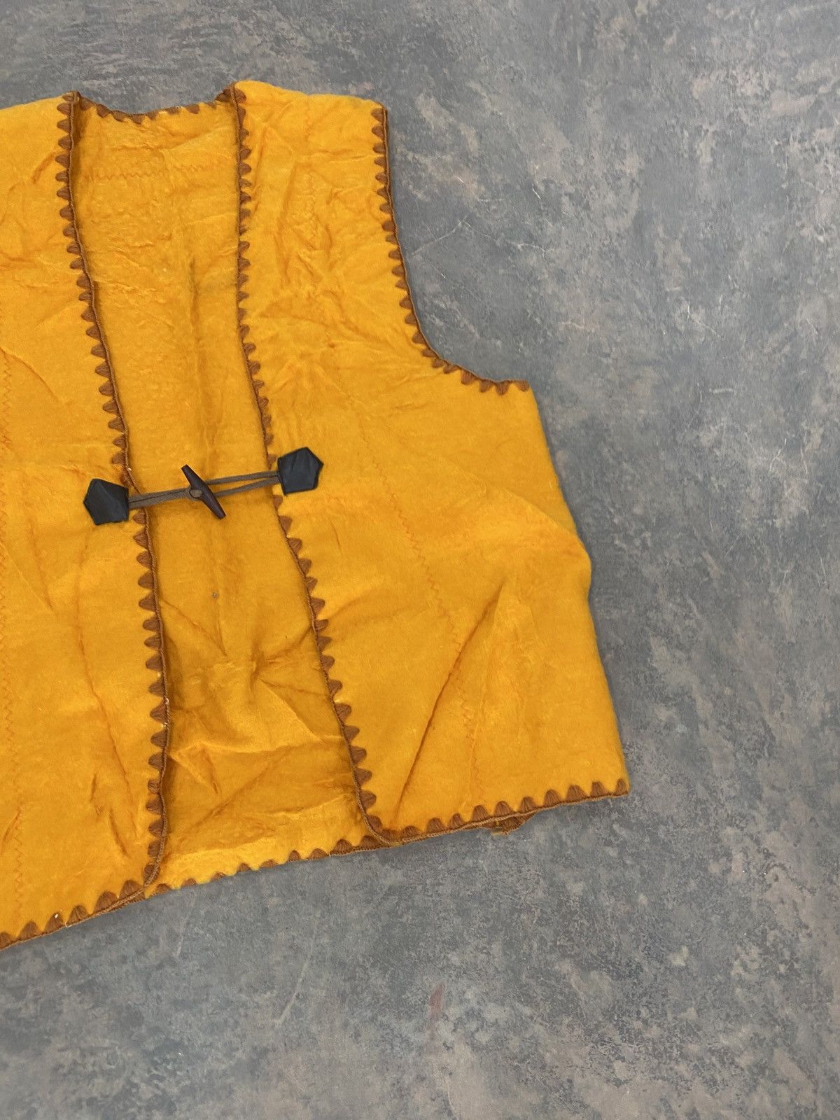 Vintage VINTAGE 1980s NATIVE JAPAN YELLOW VEST TRADITIONAL Size US M / EU 48-50 / 2 - 3 Thumbnail