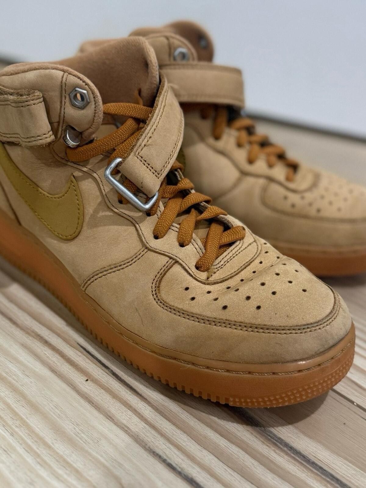 Nike Nike Air Force 1 Mid Men's Sneakers - Wheat/Gold Size US 8 / EU 41 - 2 Thumbnail