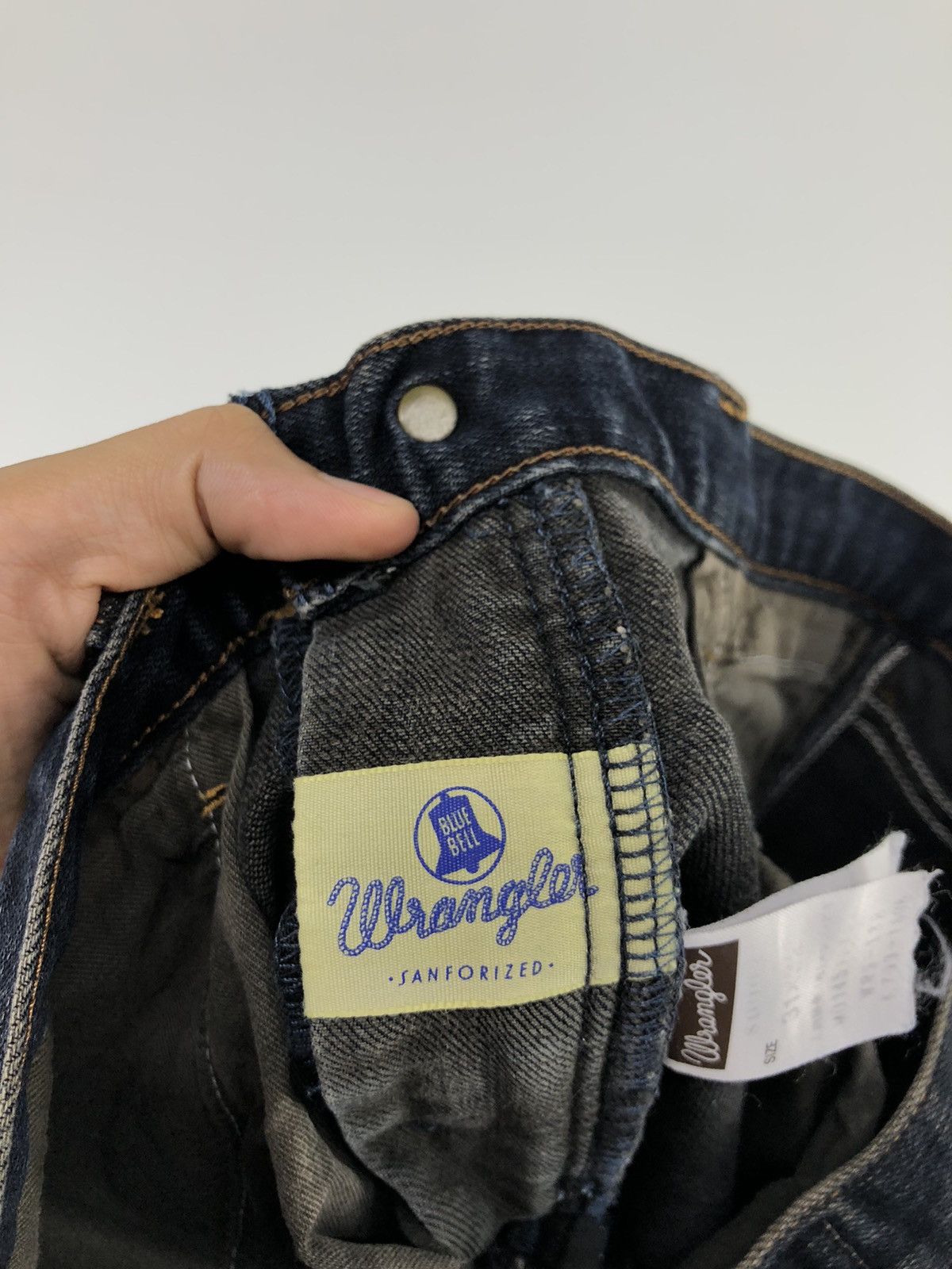 Wrangler Vintage Wrangler Blue Bell Faded Dark Blue Jeans Size US 30 / EU 46 - 17 Thumbnail