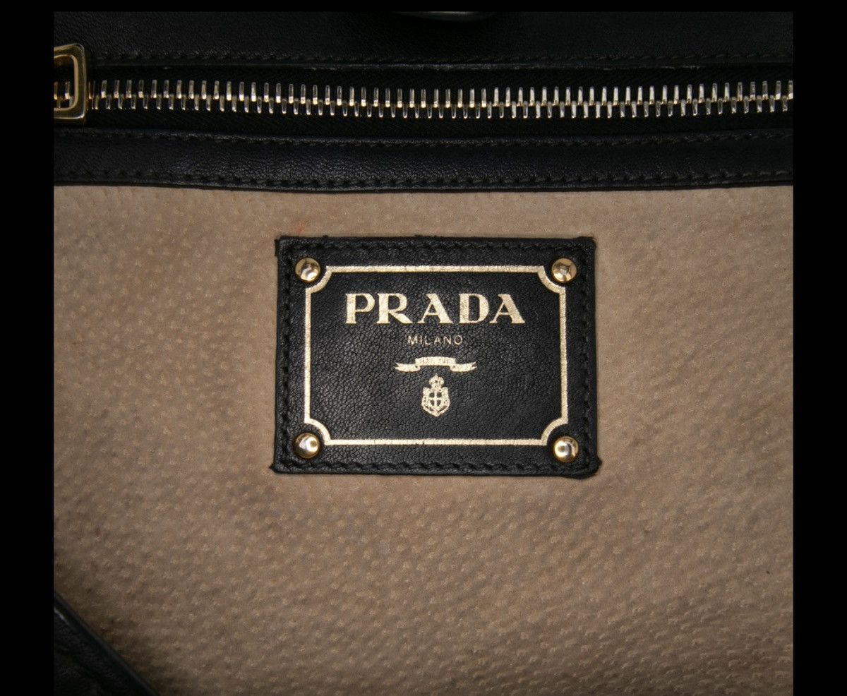 Prada Prada Black Vitello Soft Calf Front Pocket Tote Size ONE SIZE - 5 Thumbnail