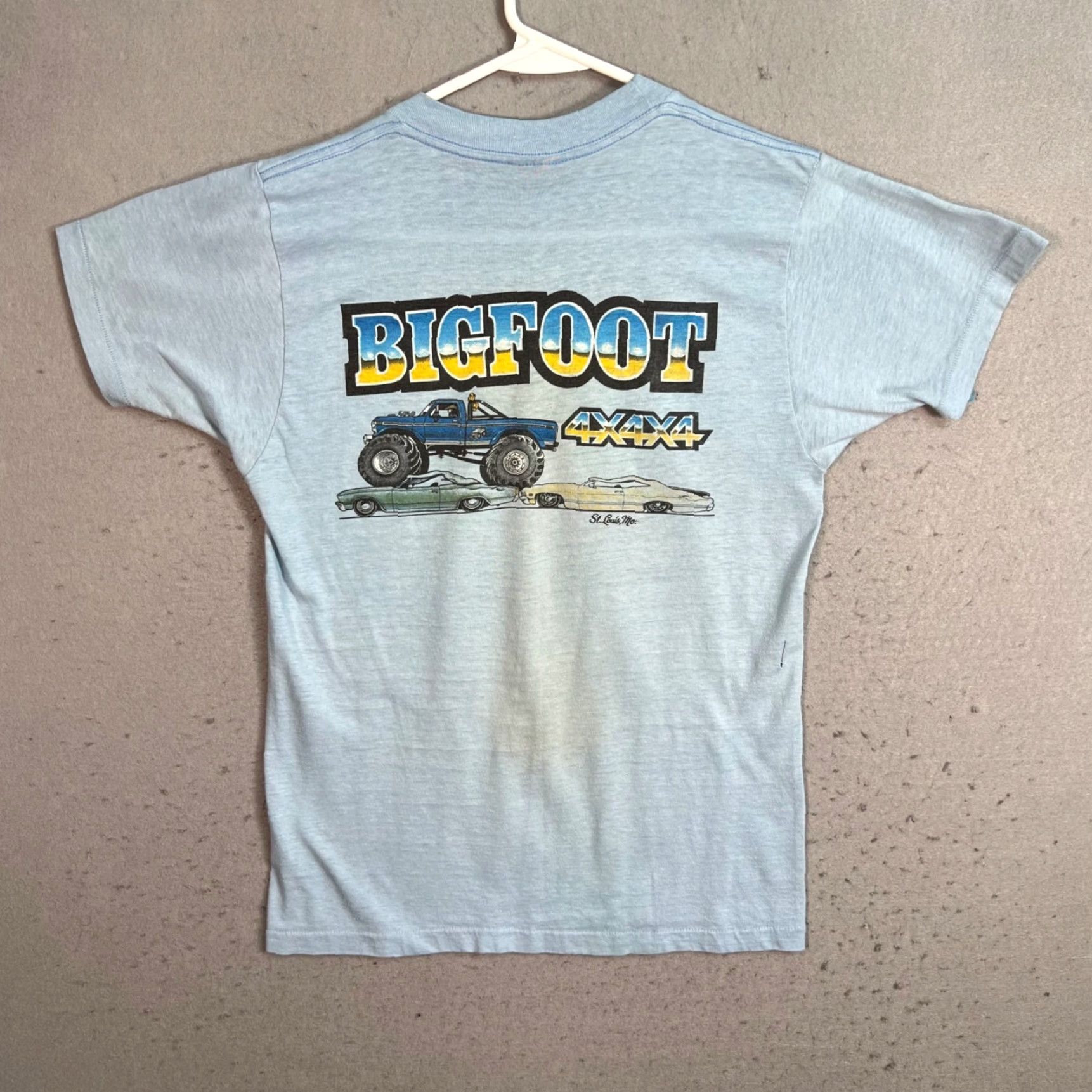 Vintage VINTAGE Bigfoot Monster Truck Racing T Shirt Adult Medium Blue Sneakers USA Made Mens Size US M / EU 48-50 / 2 - 2 Thumbnail