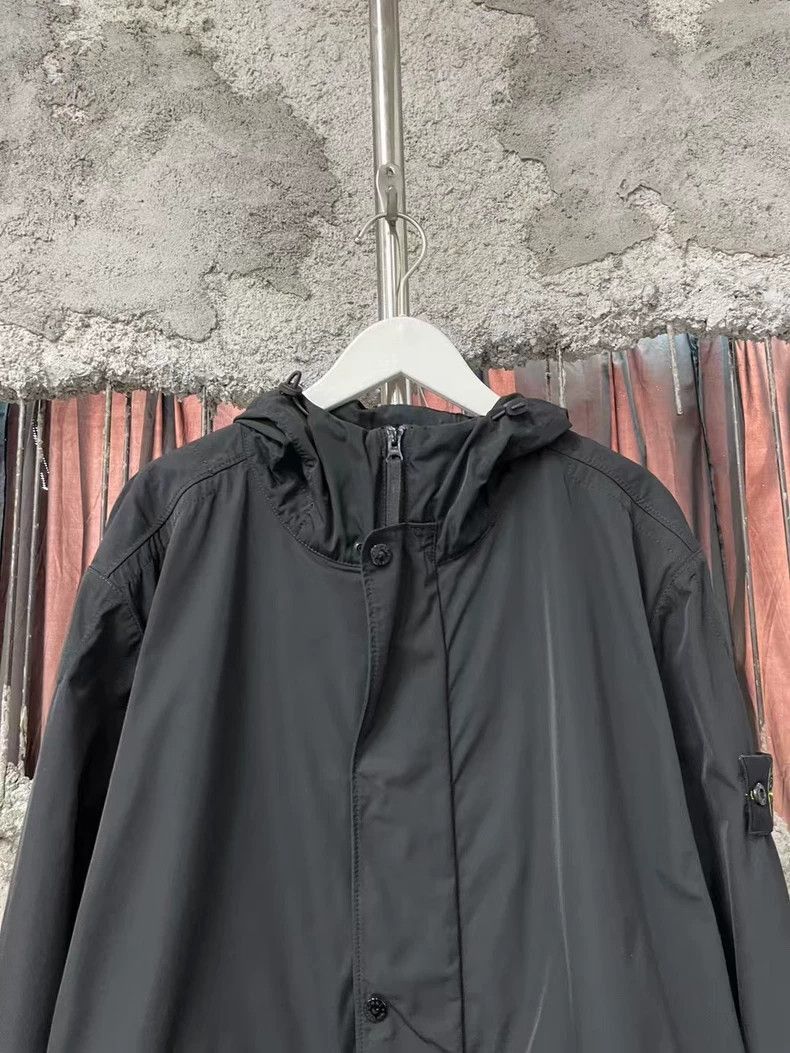 Stone Island Stone Island Waterproof Hooded Jacket -2506 Size US L / EU 52-54 / 3 - 3 Thumbnail