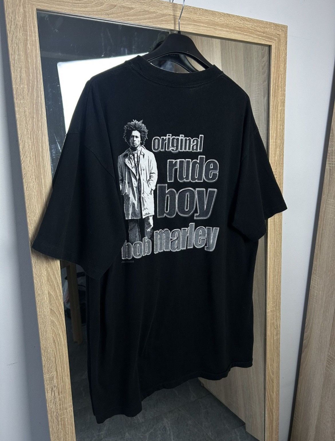 Bob Marley Bob Marley tee T-shirt vintage 1990 big logo X-Large man’s Size US XL / EU 56 / 4 - 5 Thumbnail