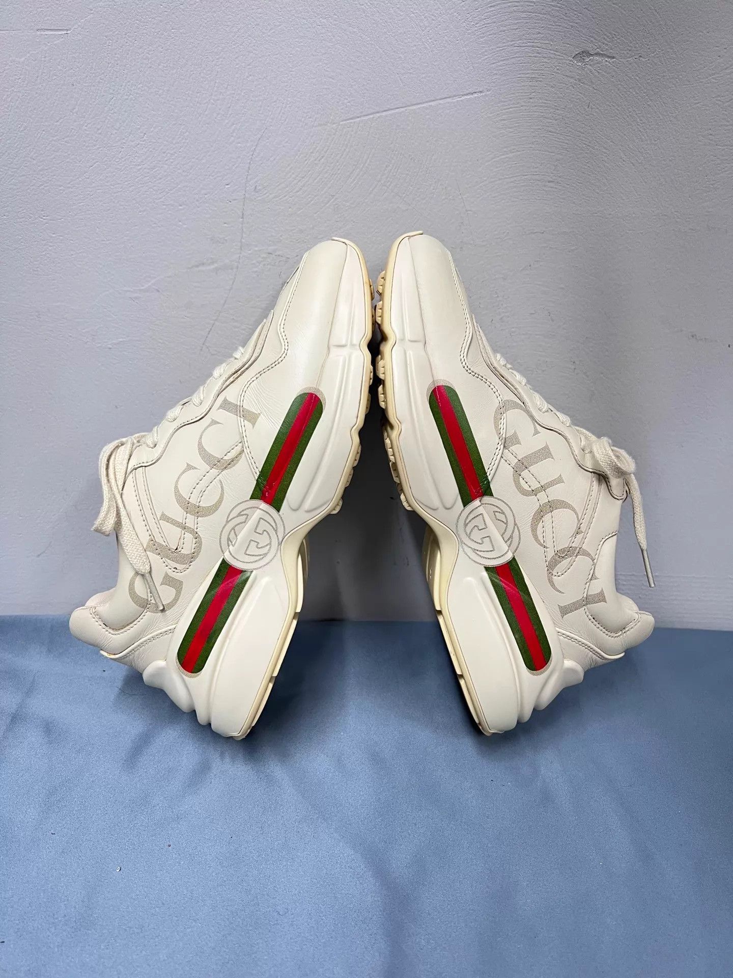 Gucci Gucci Rhyton Ivory Red Green Logo Sneaker 37.5 LN Size US 7 / IT 37 - 6 Thumbnail