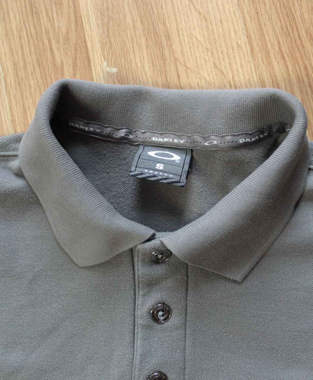 Vintage 🔥 90s Oakley Vintage Spell Logo Polo T Shirt Streetwear Y2K Size US S / EU 44-46 / 1 - 4 Thumbnail