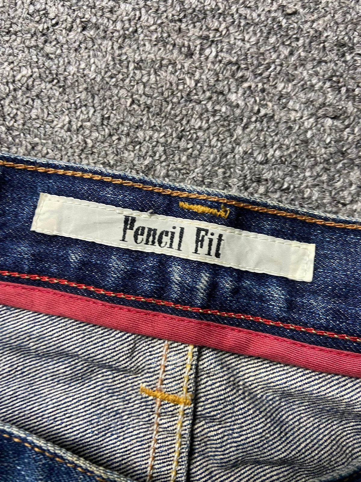 Levi's Levis Strauss Co. Pencil Fit Distressed Jeans (159) Size US 31 - 3 Thumbnail