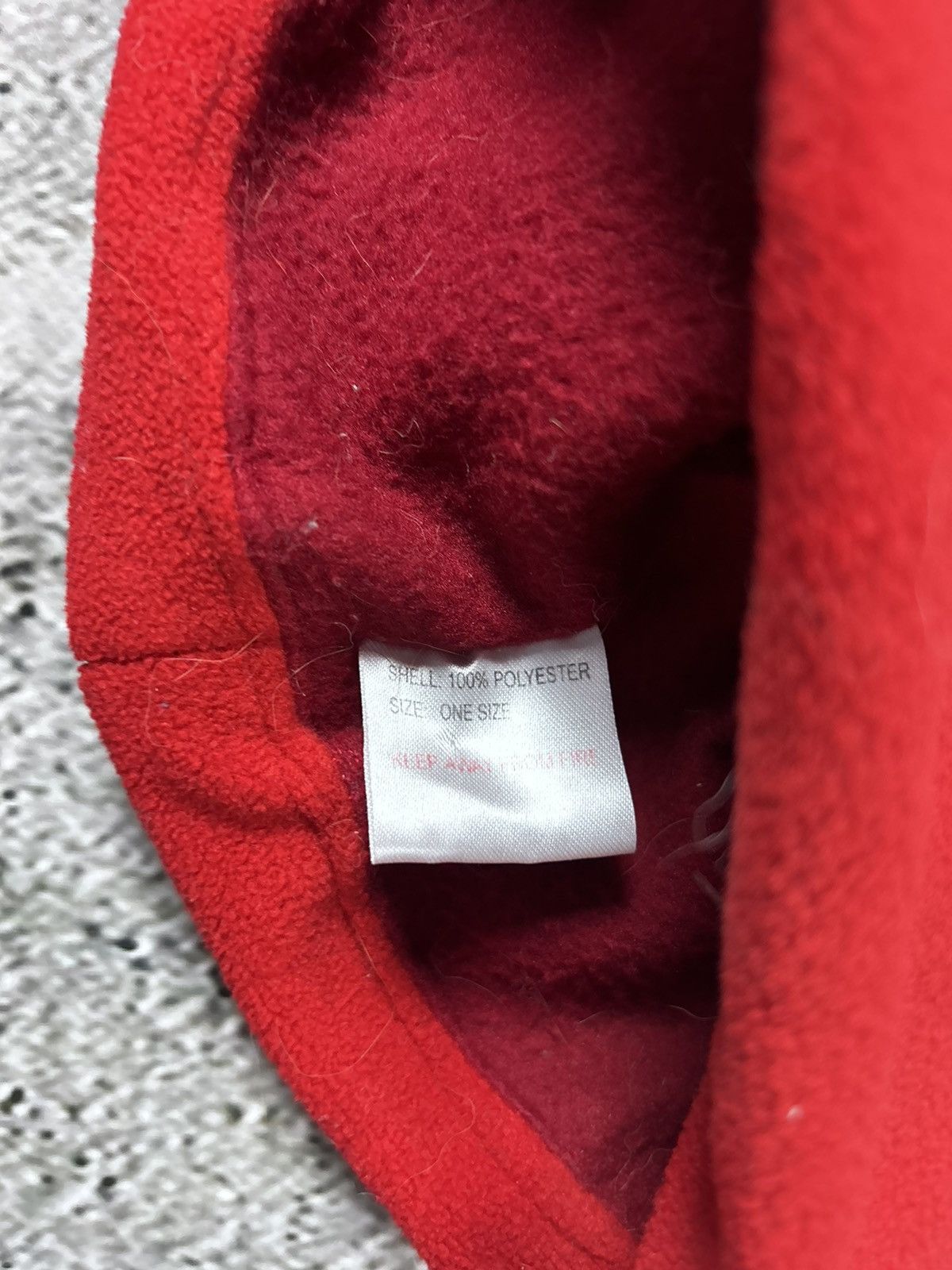 Vintage Flames beanie Y2K red black fire Size ONE SIZE - 4 Thumbnail