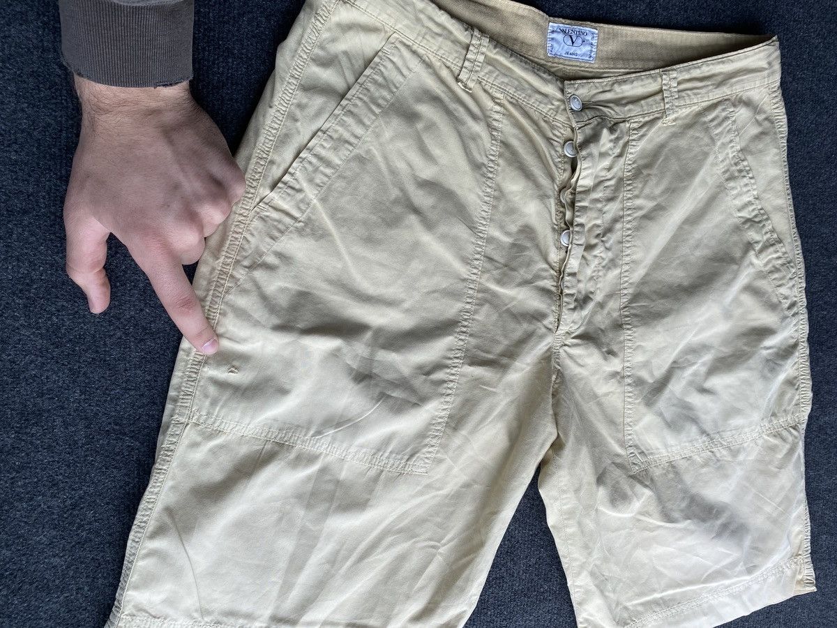 Valentino 🔥Valentino Italy Vintage Chino Shorts 36 size rare Size US 36 / EU 52 - 12 Thumbnail