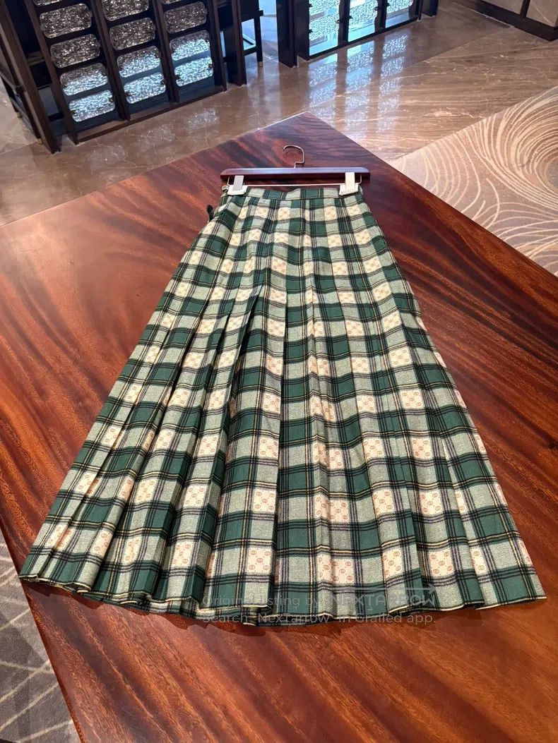 Gucci Gucci Pleated skirt Size 24" / US 00 / IT 34 - 3 Thumbnail