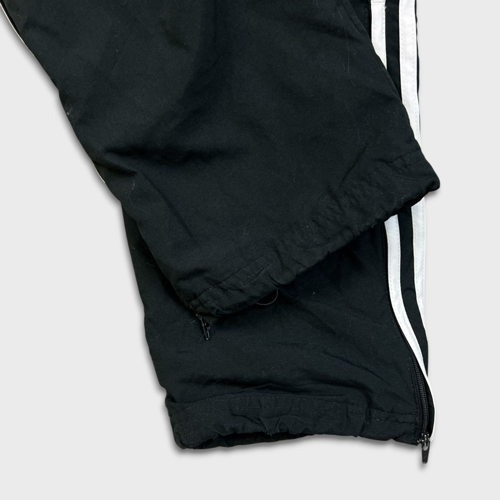 Adidas × Vintage Adidas Track Pants Small Essentials Stripes Trefoil Athletic Size US 27 - 7 Thumbnail