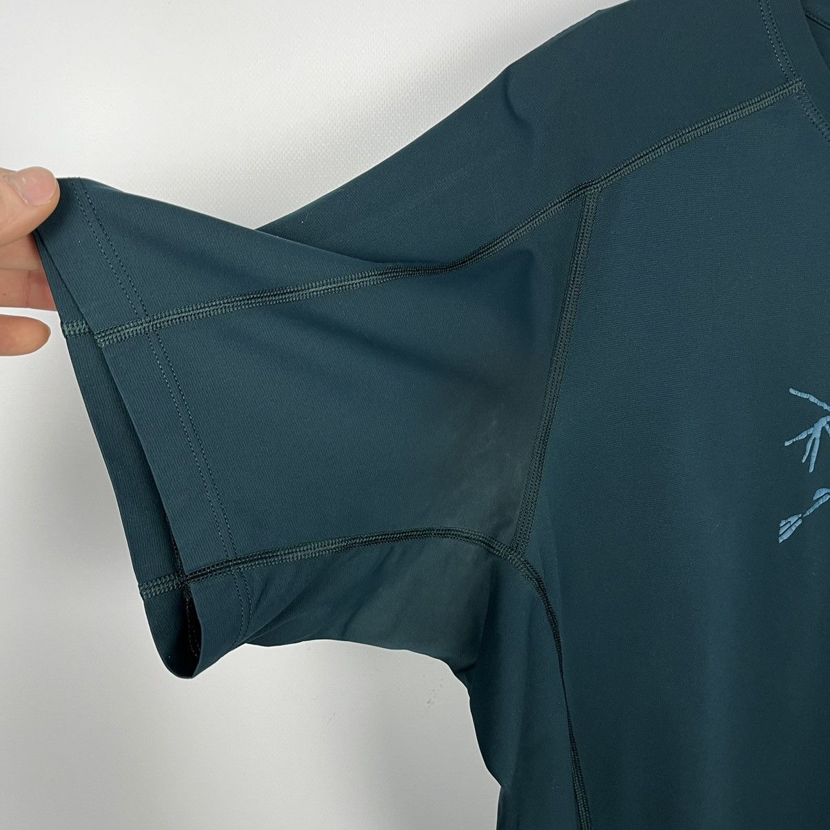 Arc'teryx Arc’teryx big logo bird gorpcore tee Size US L / EU 52-54 / 3 - 12 Thumbnail