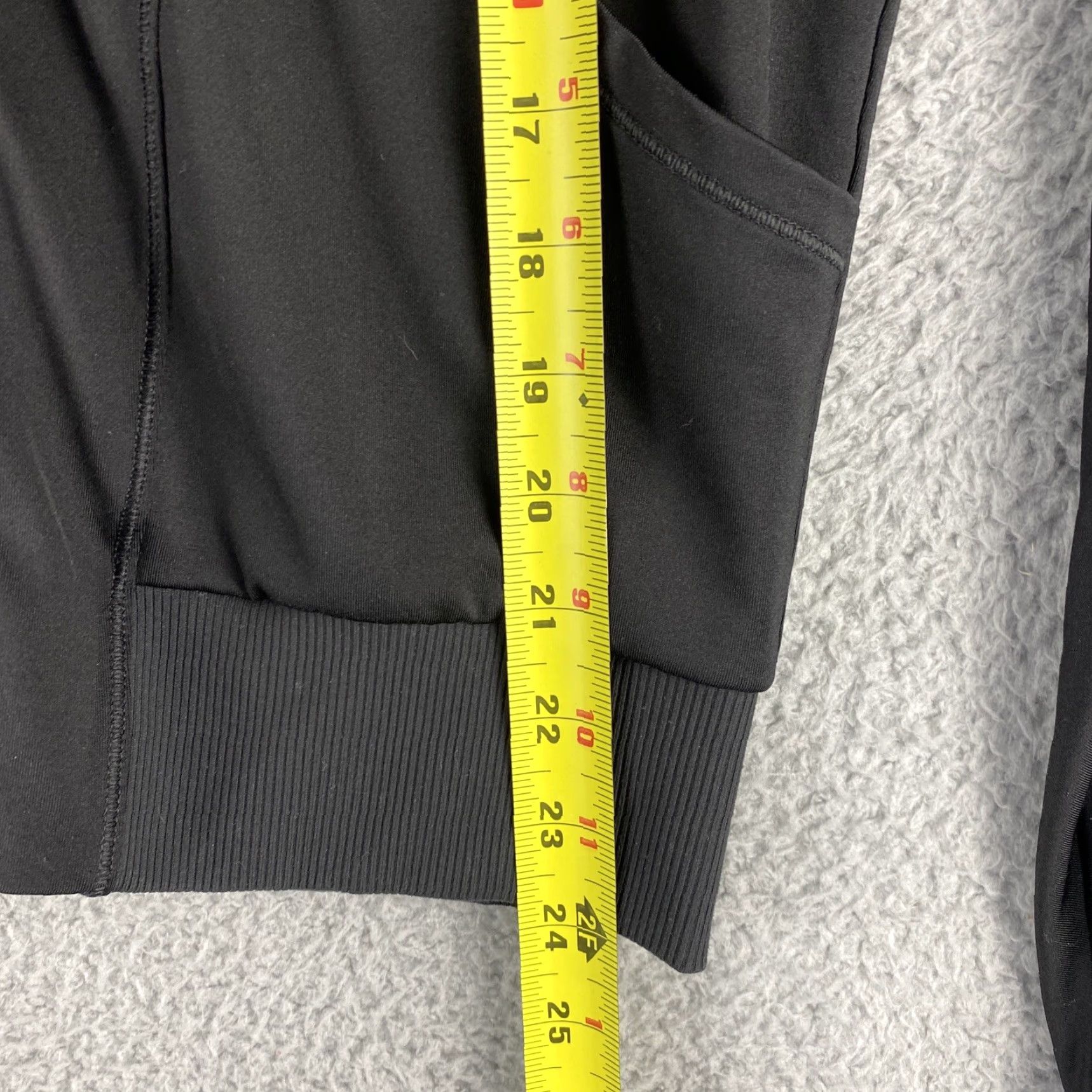 Champion Champion Womens Zip Active Wear Top Long Sleeve Jacket Black XS Regular / 49-22 Size XS / US 0-2 / IT 36-38 - 5 Thumbnail