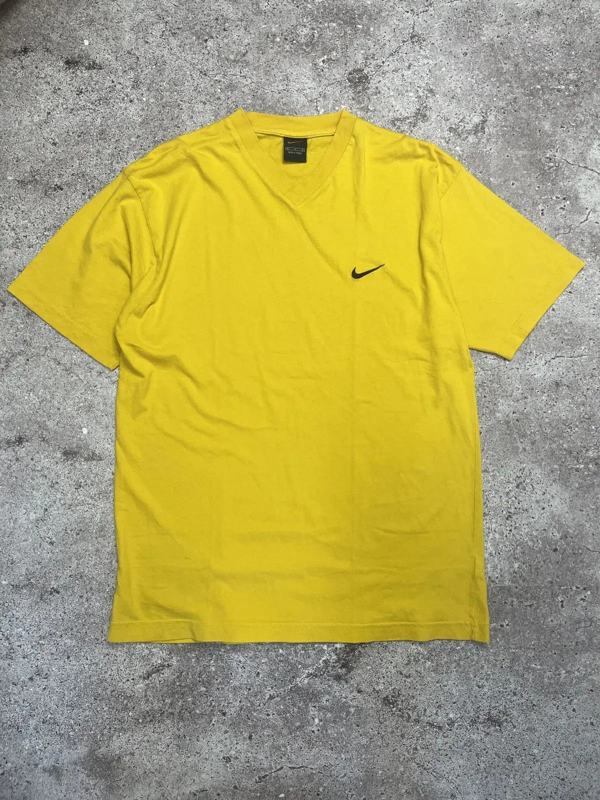 Nike × Vintage Vintage Nike Yellow V-Neck T-Shirt Swoosh Medium Size M Size US M / EU 48-50 / 2 - 1 Thumbnail