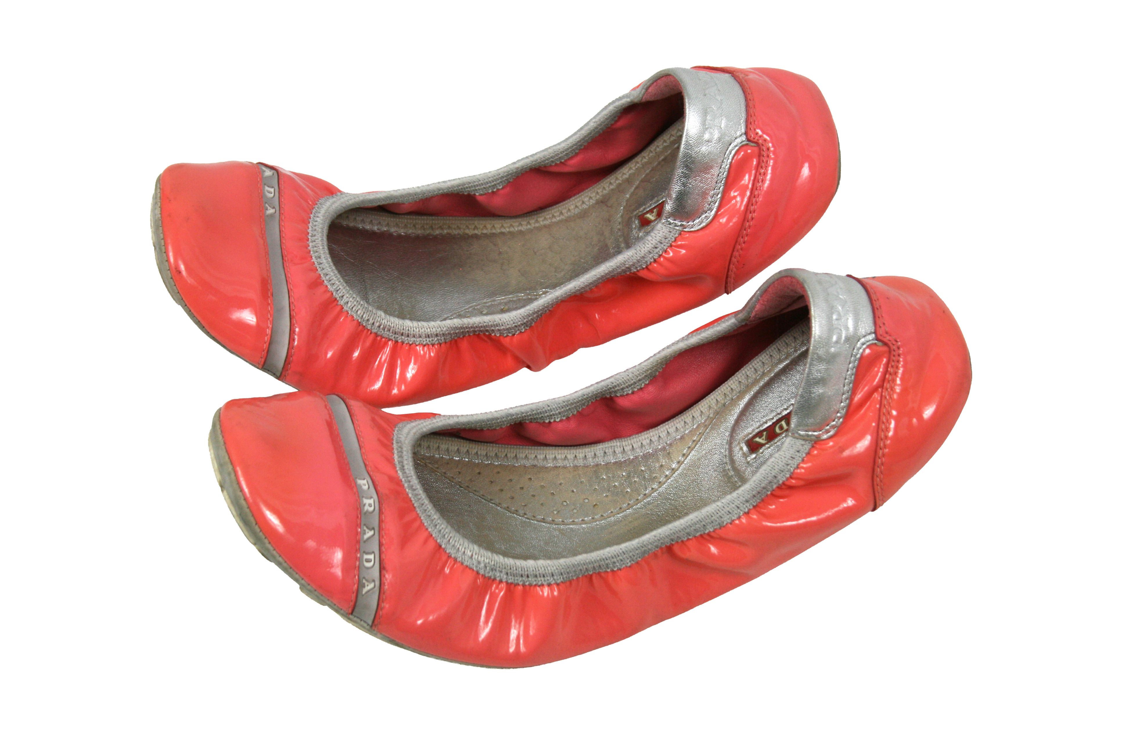 Prada 00S Logo Y2K Stretch Ballerinas Patent Leather Vintage Size US 7.5 / IT 37.5 - 1 Thumbnail