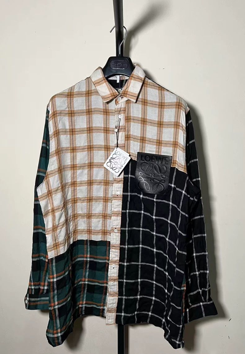 Loewe loewe Color-blocked leather patch logo shirt jacket 2506-Ne Size US L / EU 52-54 / 3 - 1 Thumbnail