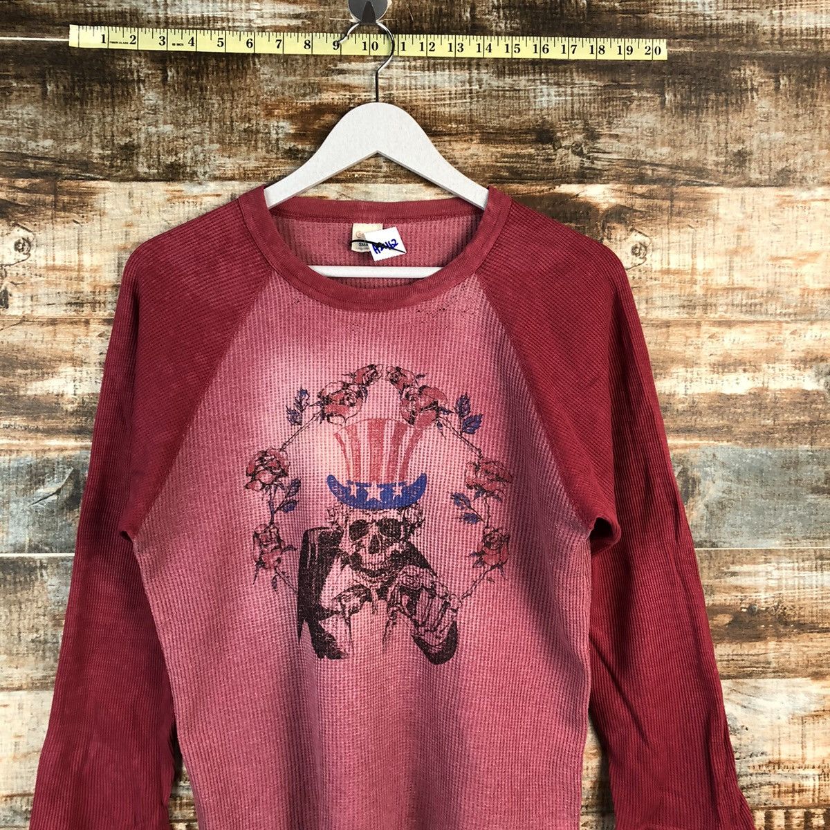 Vintage Cheswick skull vintage Red Long Sleeve T-Shirt #A2462 Size US S / EU 44-46 / 1 - 2 Thumbnail